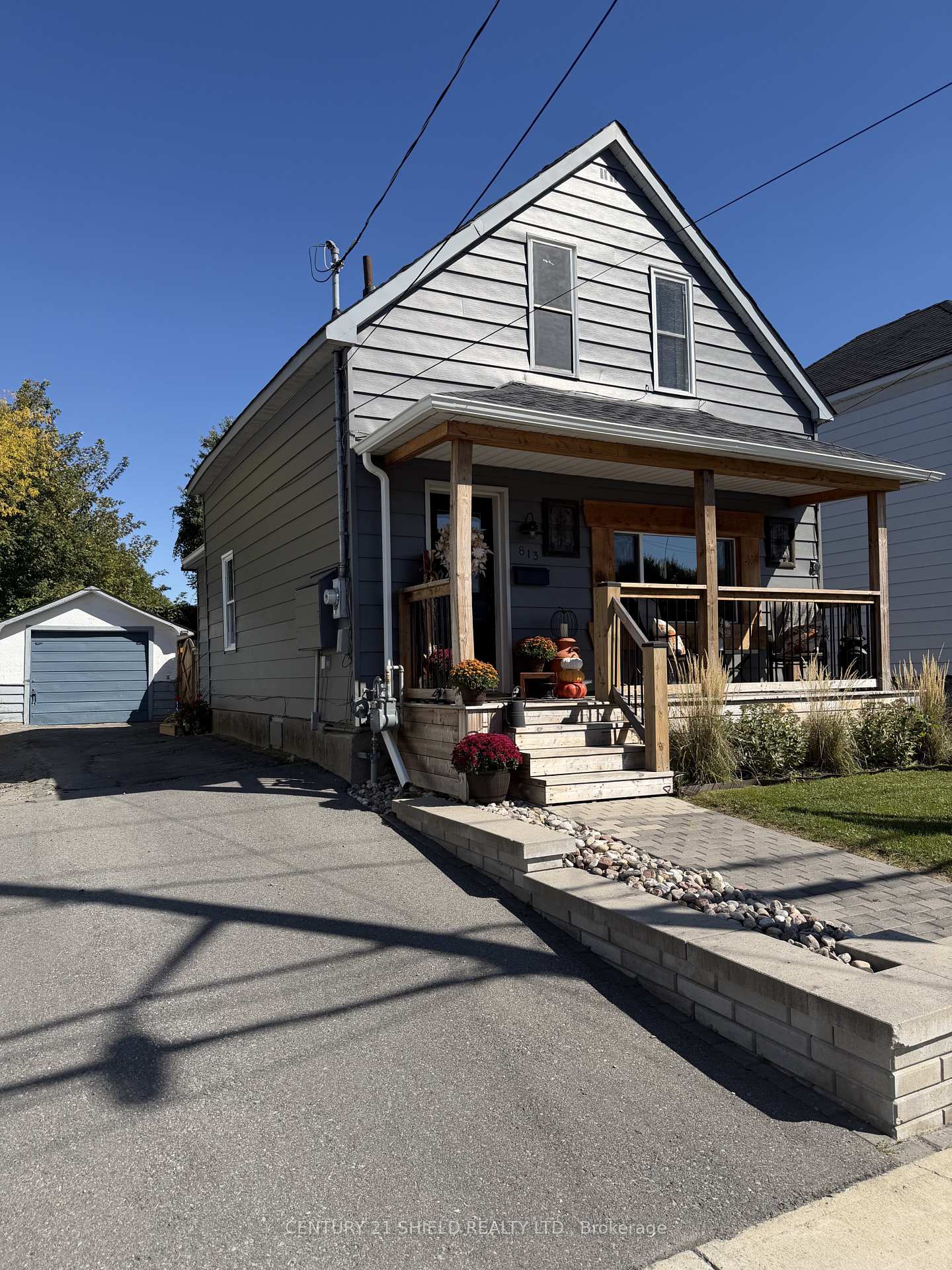 Photo of 813 York Street