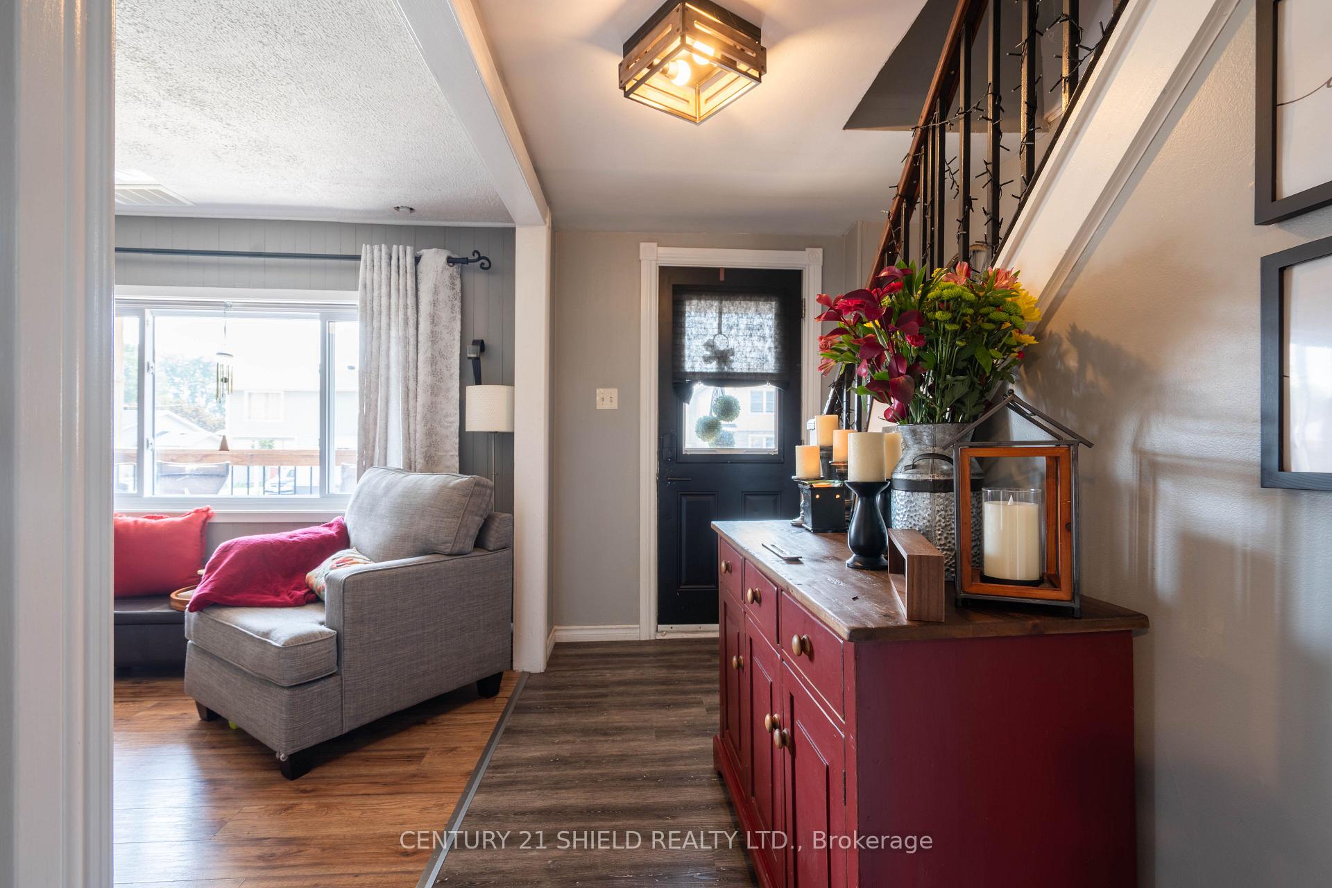 Photo 4 of 813 York Street, Cornwall, Cornwall — HOMEH