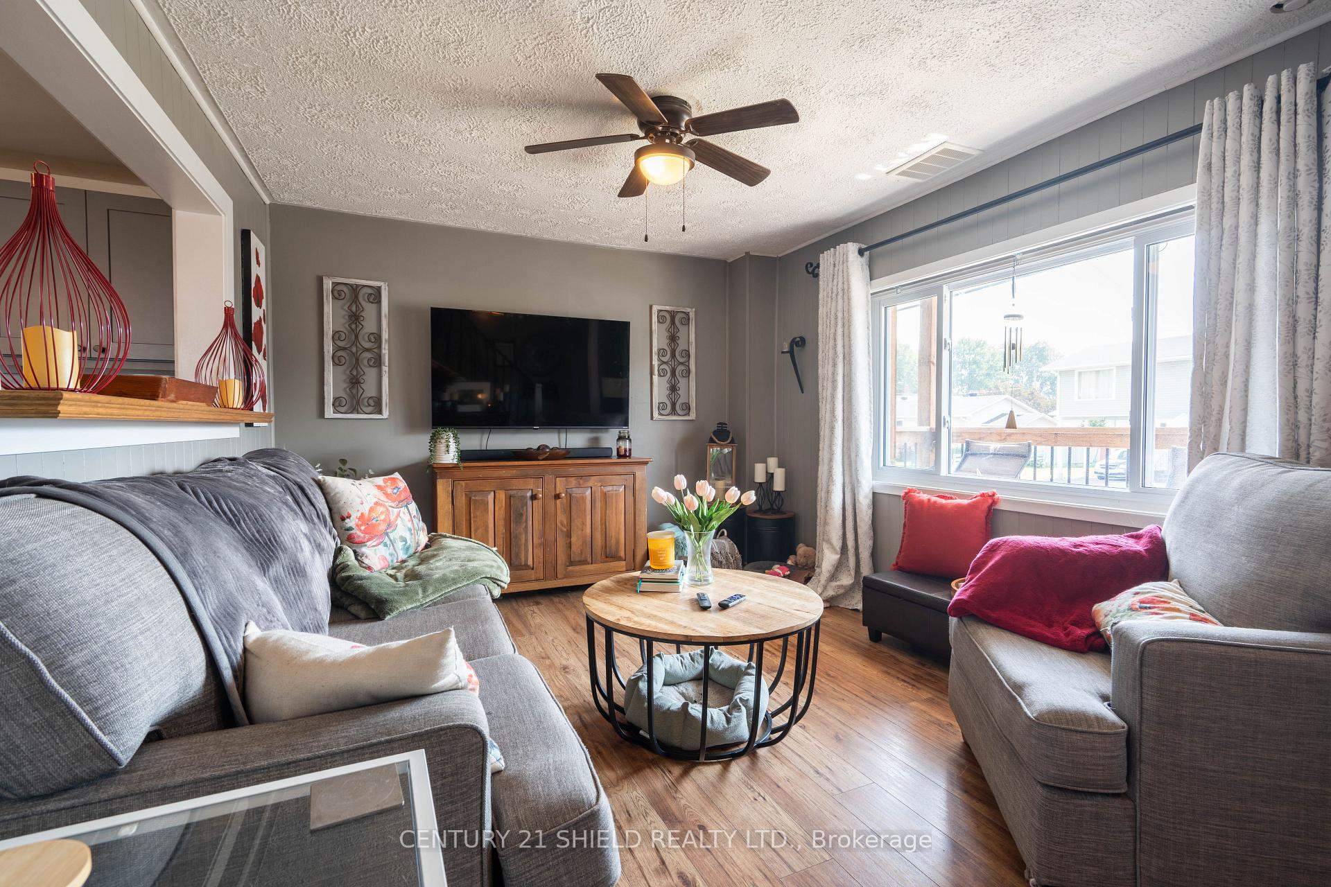 Photo 6 of 813 York Street, Cornwall, Cornwall — HOMEH
