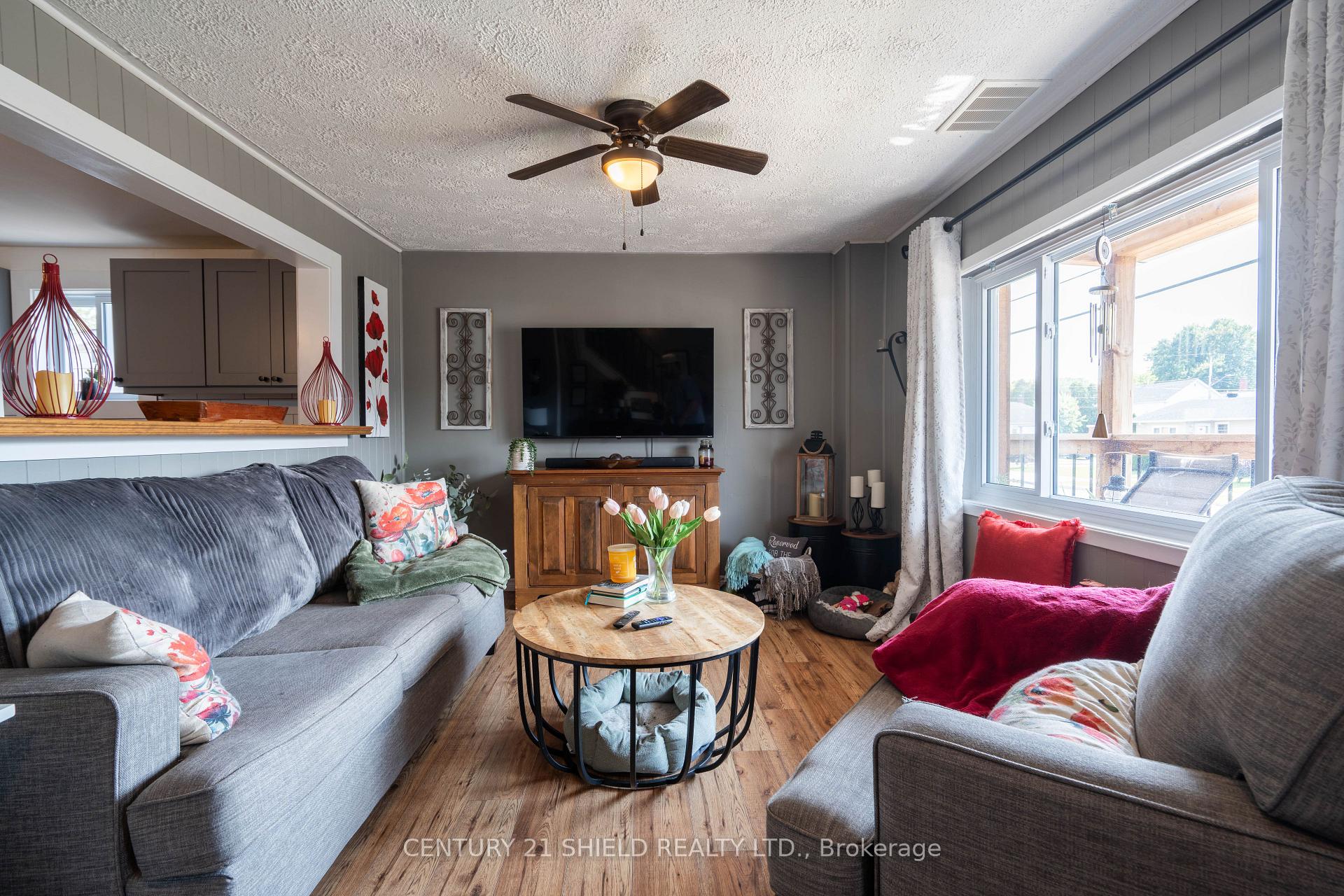 Photo 7 of 813 York Street, Cornwall, Cornwall — HOMEH