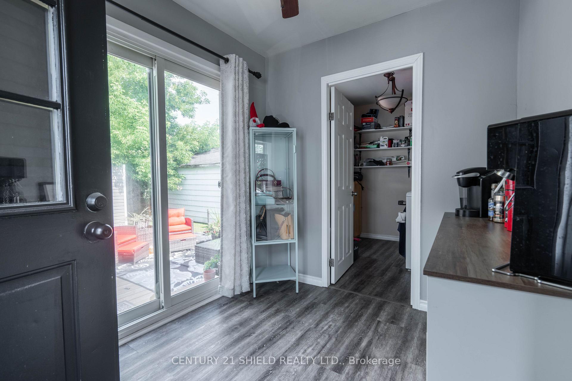 Photo 14 of 813 York Street, Cornwall, Cornwall — HOMEH