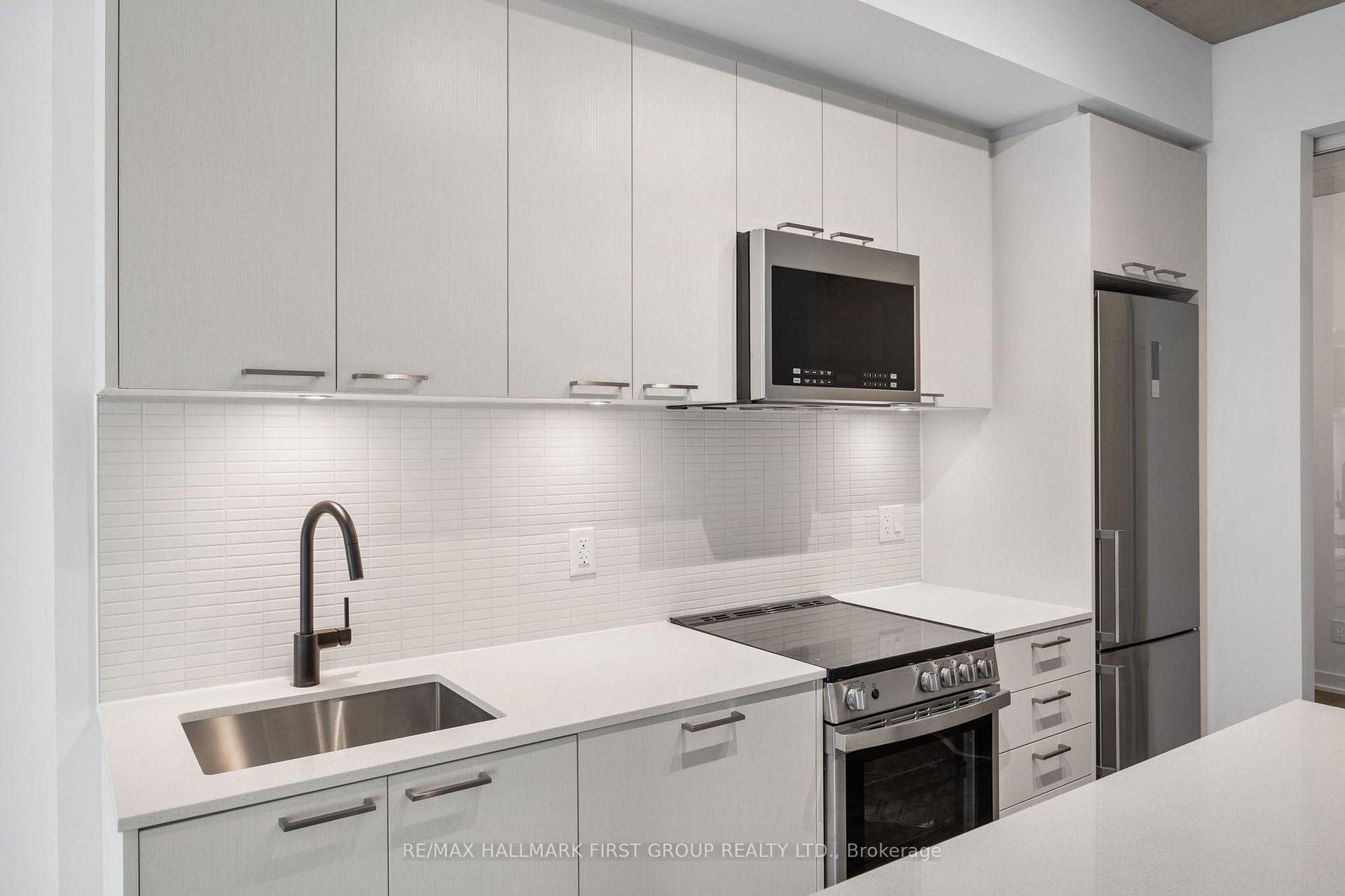 Photo 9 of Unit 408, 1808 St Clair Avenue W, Toronto, Weston-Pellam Park — HOMEH