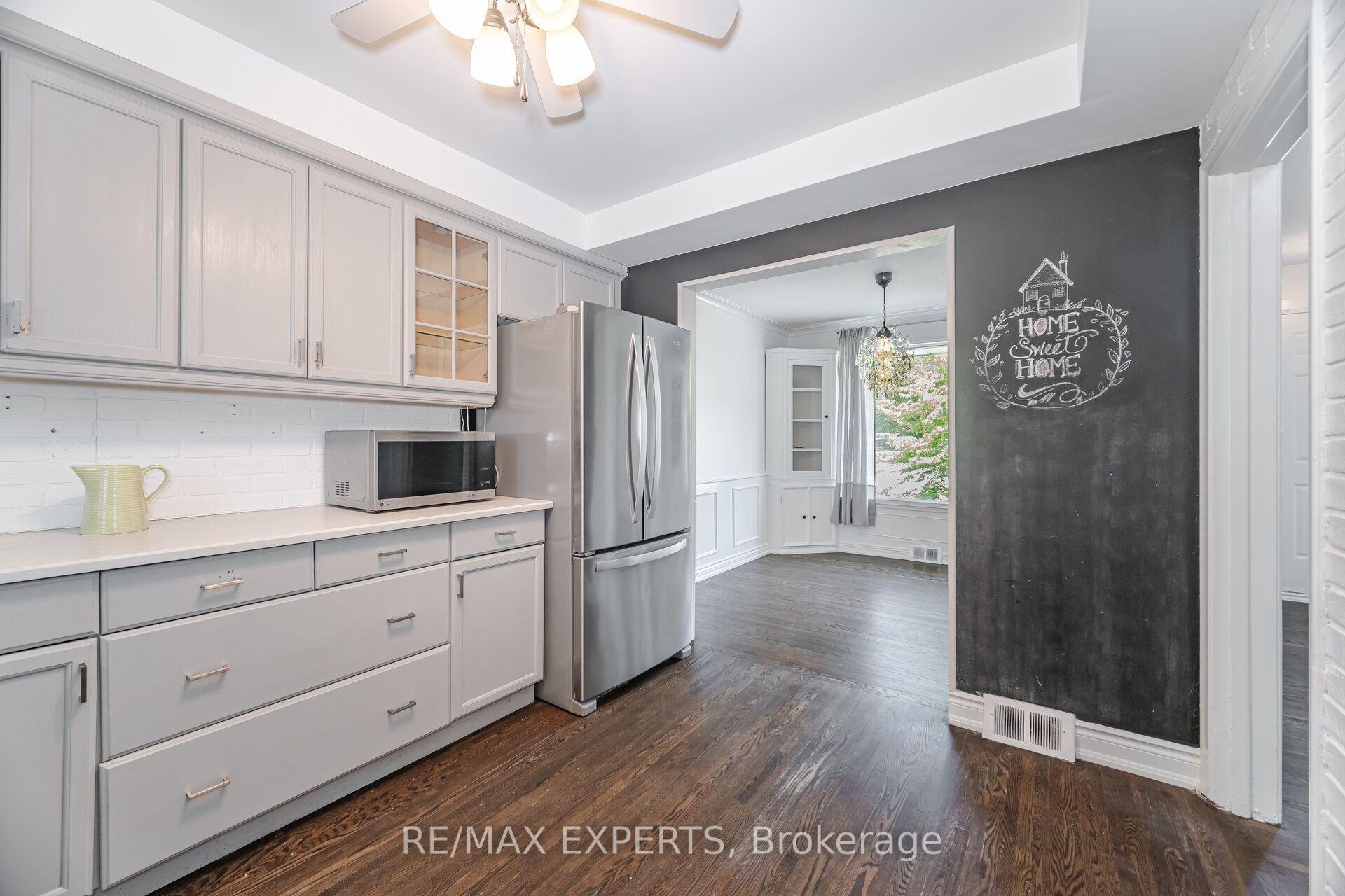 Photo 14 of 1286 Kipling Avenue, Etobicoke, Princess-Rosethorn — HOMEH