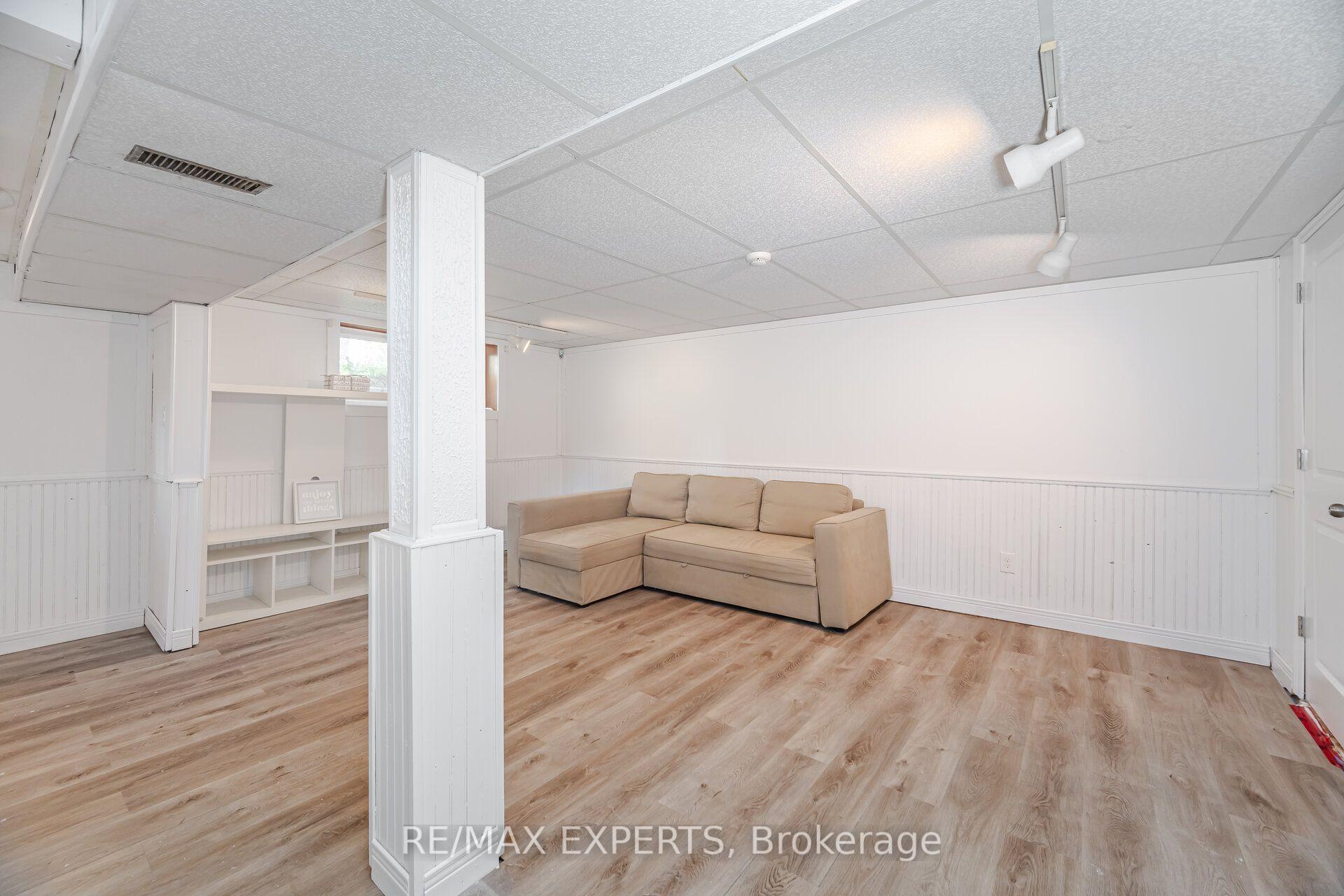 Photo 35 of 1286 Kipling Avenue, Etobicoke, Princess-Rosethorn — HOMEH
