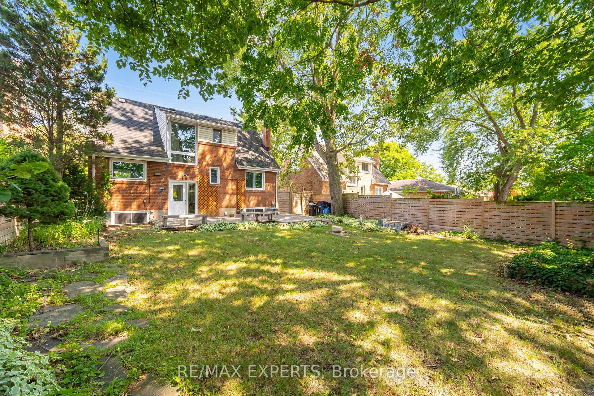 Photo 46 of 1286 Kipling Avenue, Etobicoke, Princess-Rosethorn — HOMEH