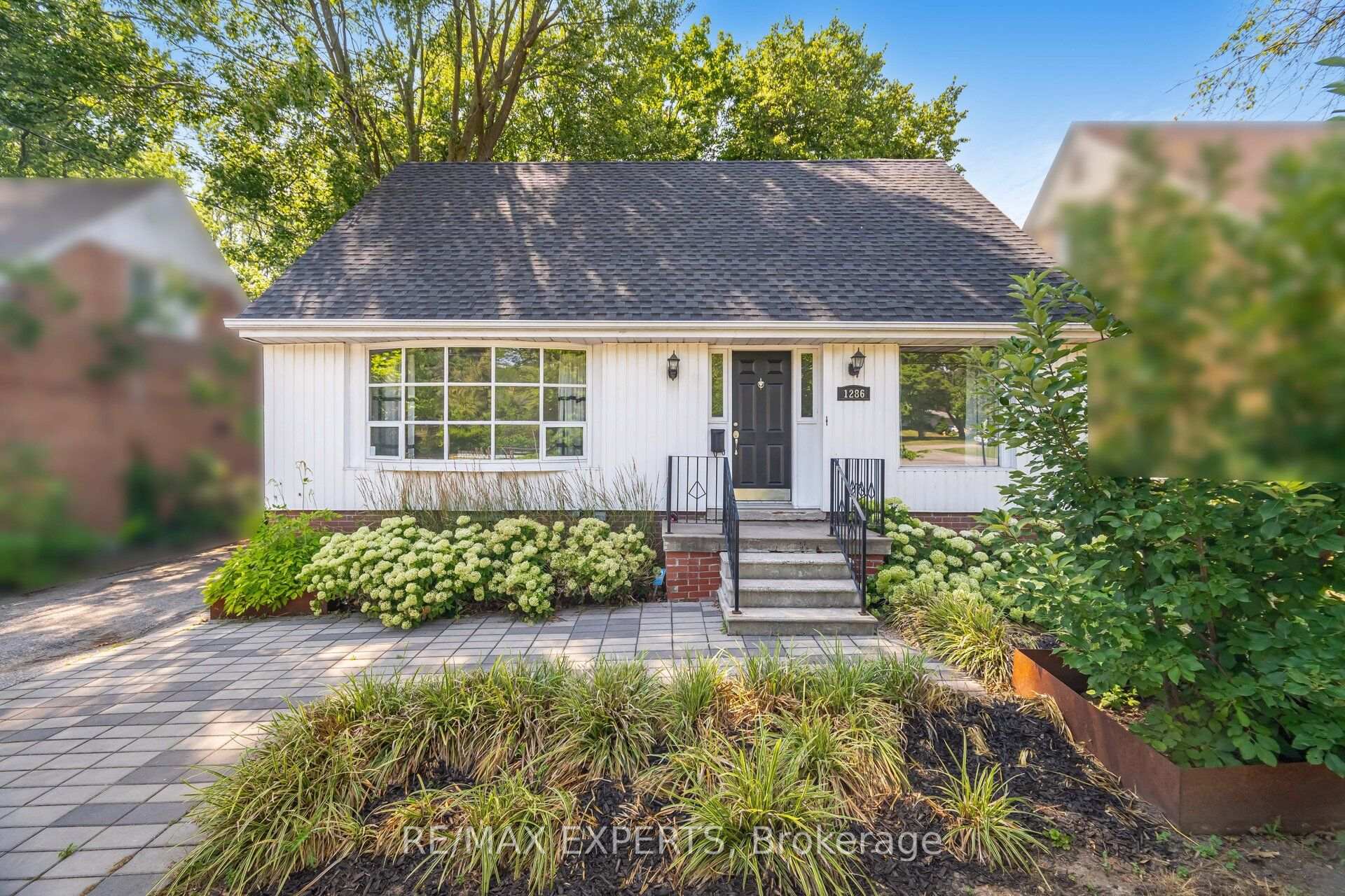 Photo 49 of 1286 Kipling Avenue, Etobicoke, Princess-Rosethorn — HOMEH