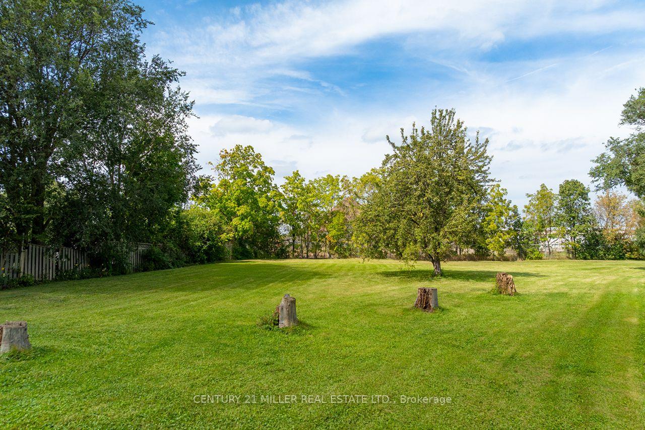 Photo 6 of 3029 Burnhamthorpe Road W, Milton, Rural Trafalgar — HOMEH