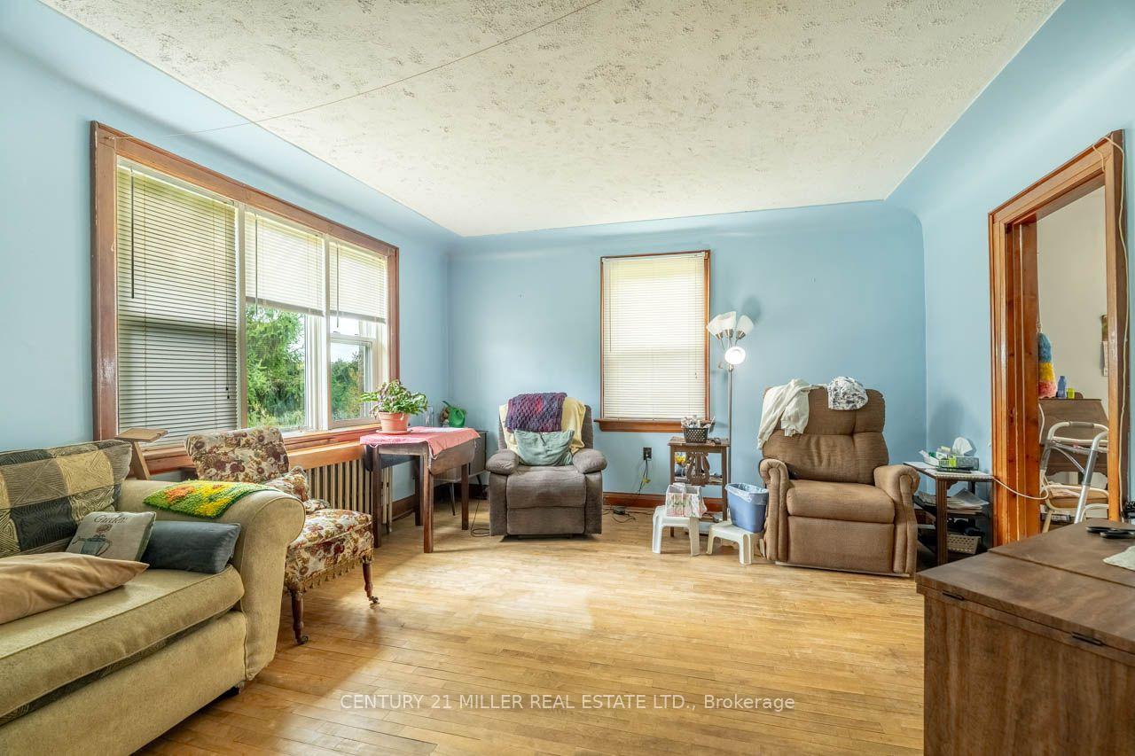 Photo 10 of 3029 Burnhamthorpe Road W, Milton, Rural Trafalgar — HOMEH