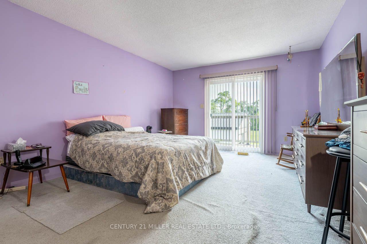 Photo 12 of 3029 Burnhamthorpe Road W, Milton, Rural Trafalgar — HOMEH