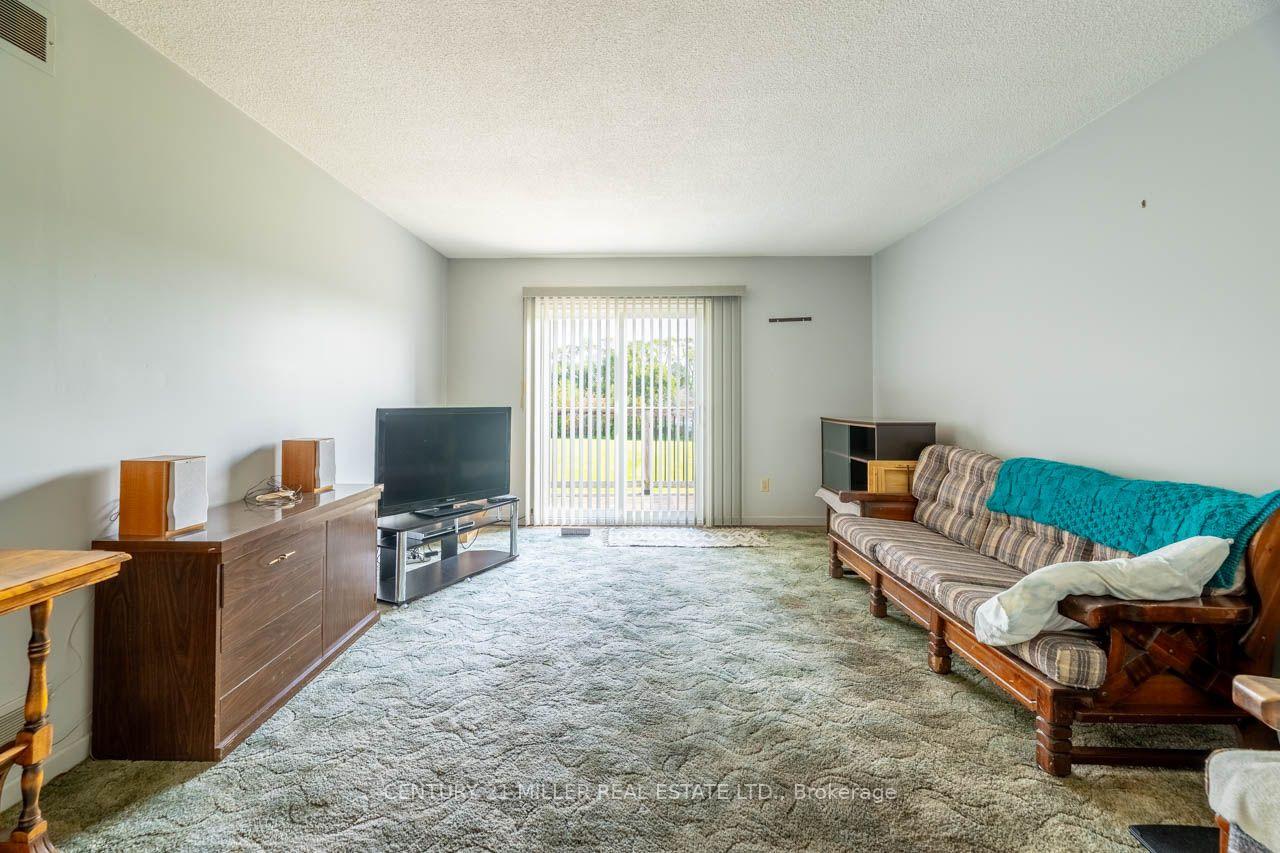 Photo 17 of 3029 Burnhamthorpe Road W, Milton, Rural Trafalgar — HOMEH