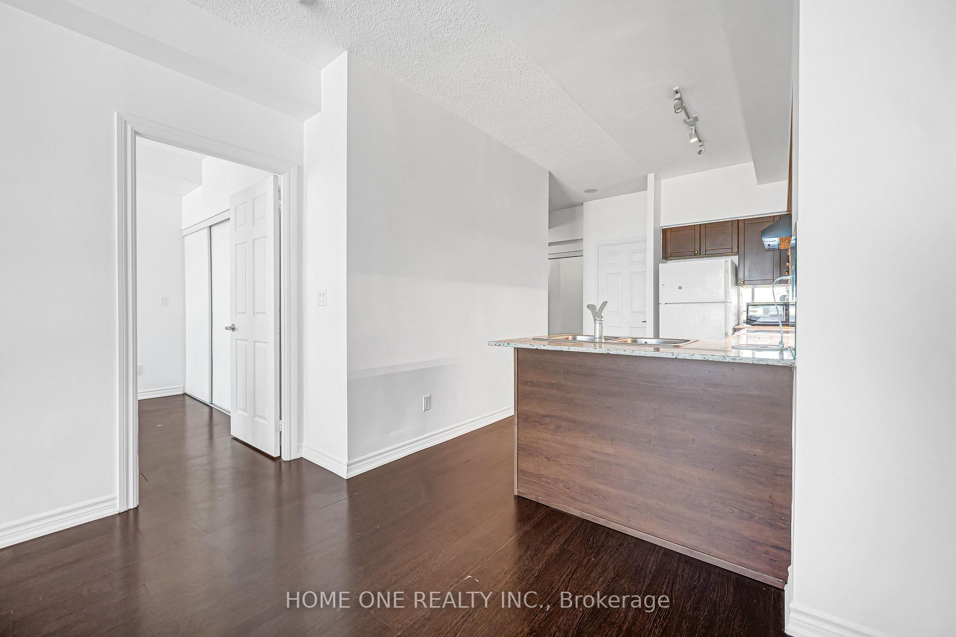 Photo 16 of Unit 2604, 761 Bay Street, Toronto, Bay Street Corridor — HOMEH