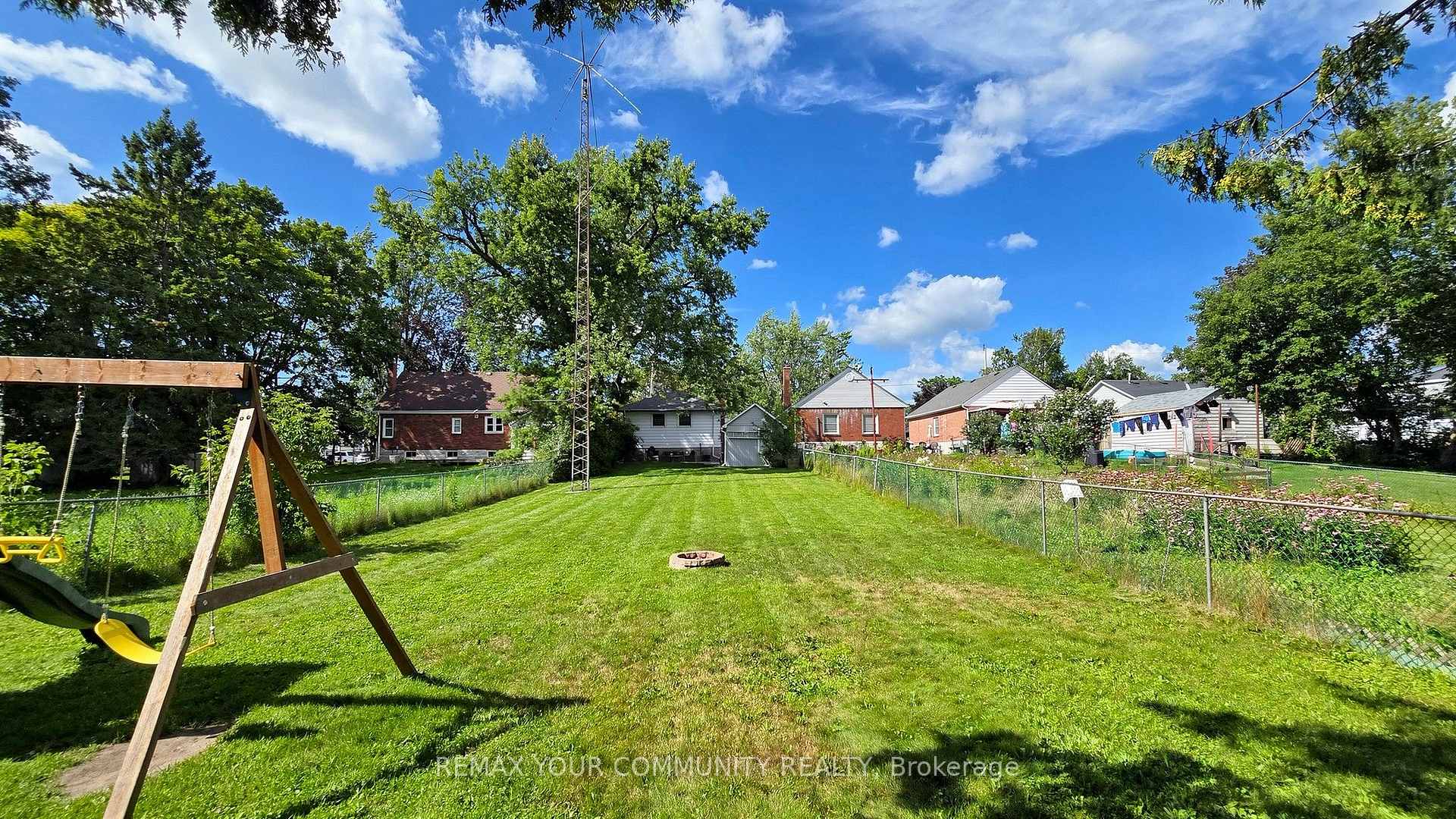 Photo 46 of 675 Lundys Lane, Peterborough, Otonabee Ward 1 — HOMEH