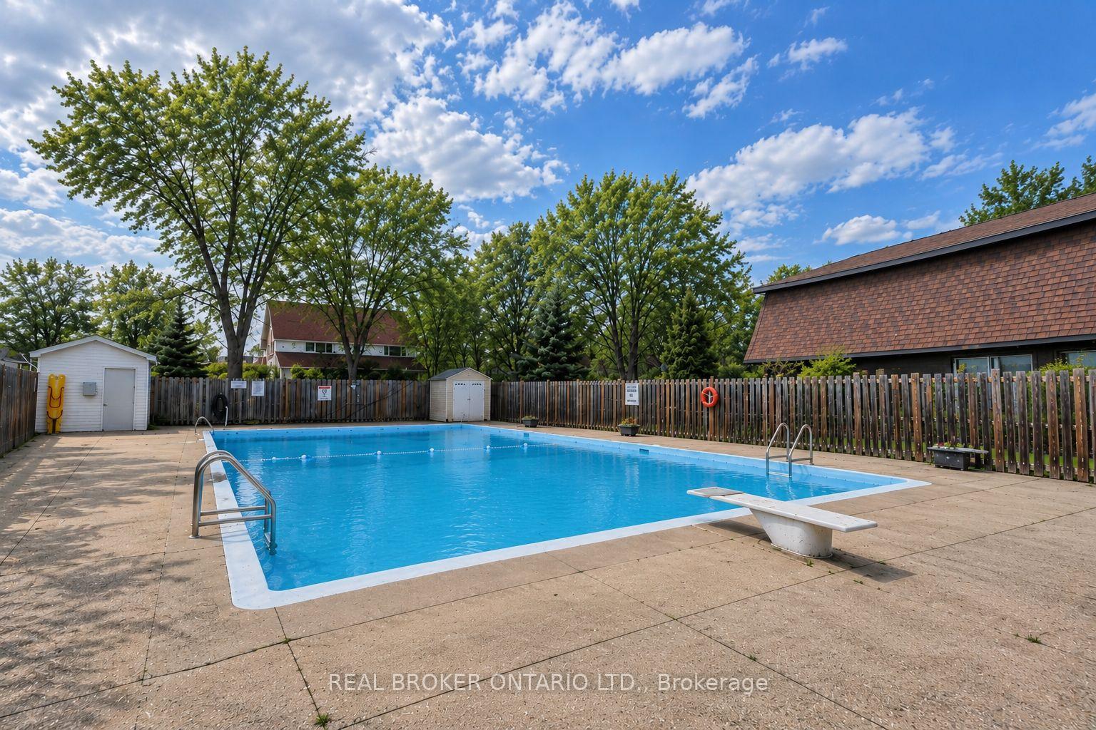 Photo 21 of Unit 105, 2044 Arrowsmith Drive, Ottawa, Beacon Hill South — HOMEH