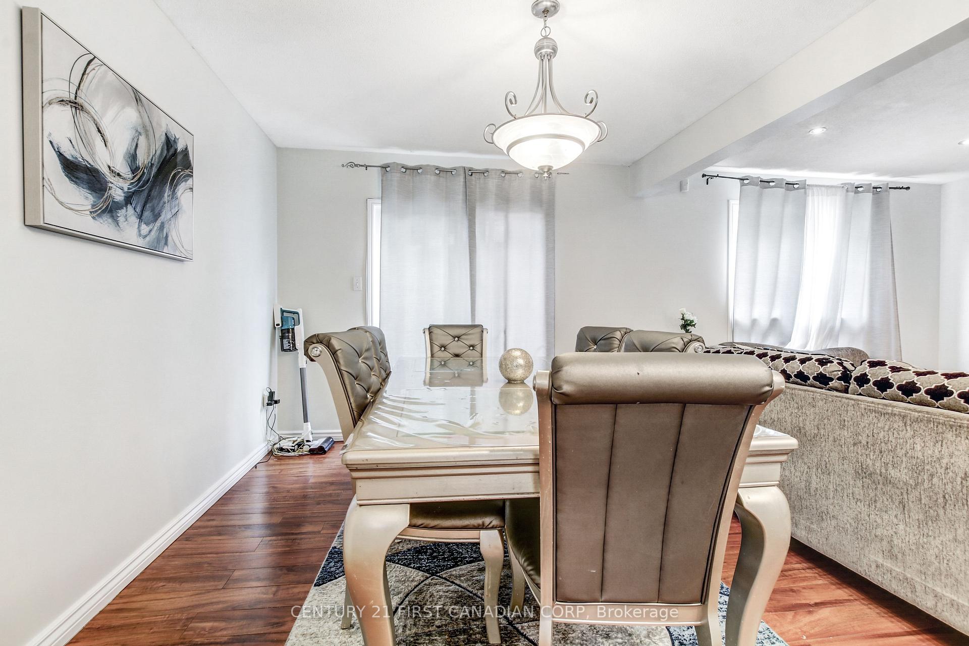 Photo 7 of 27 Gerald Crescent, London, South J — HOMEH