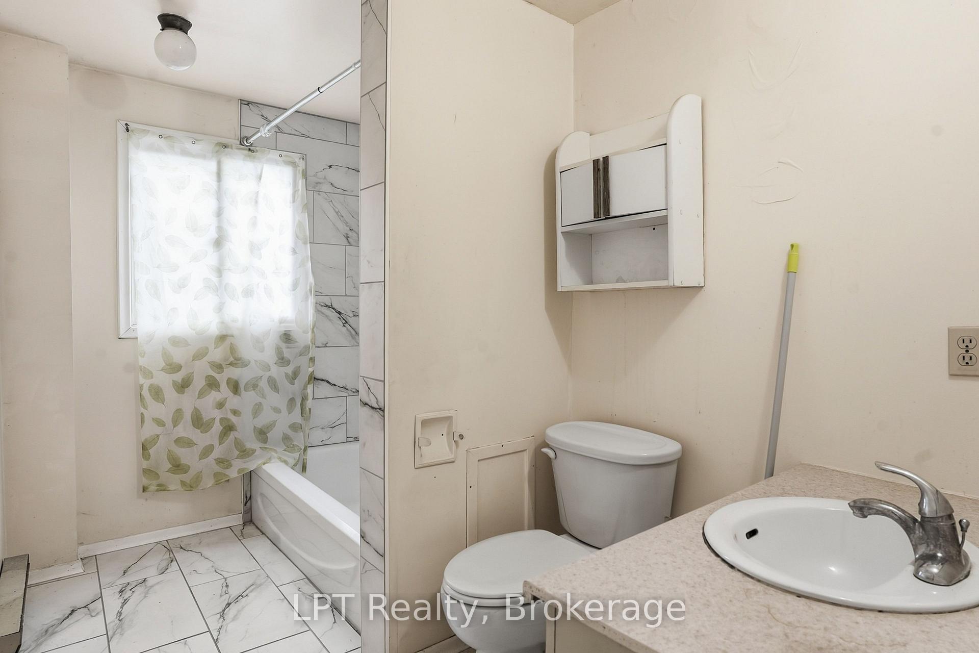Photo 12 of 551 Turnberry Street, Huron East, Brussels — HOMEH