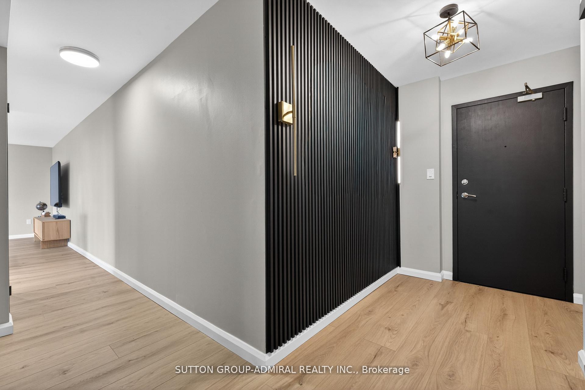 Photo 8 of Unit 308, 350 Webb Drive, Mississauga, City Centre — HOMEH