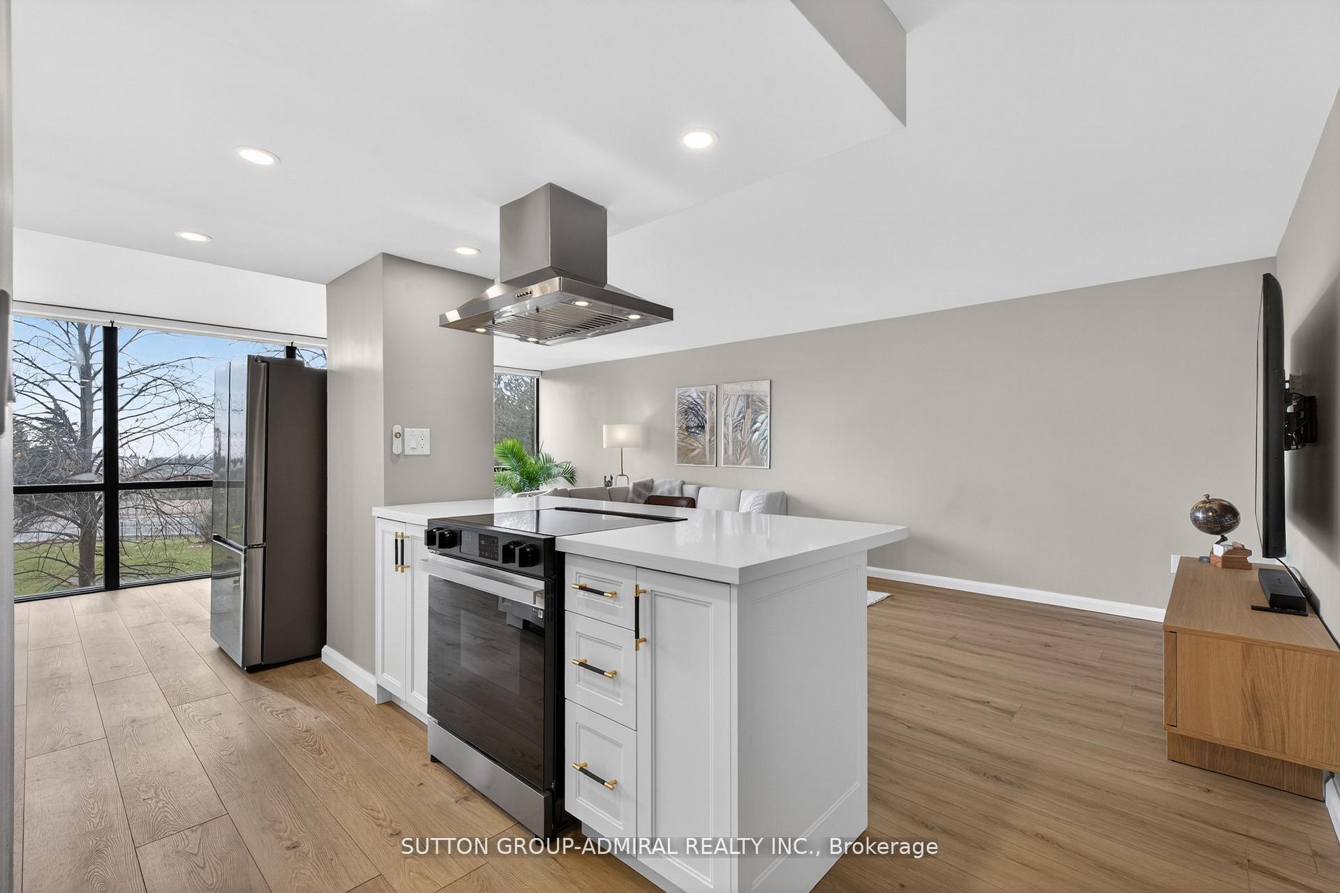 Photo 20 of Unit 308, 350 Webb Drive, Mississauga, City Centre — HOMEH