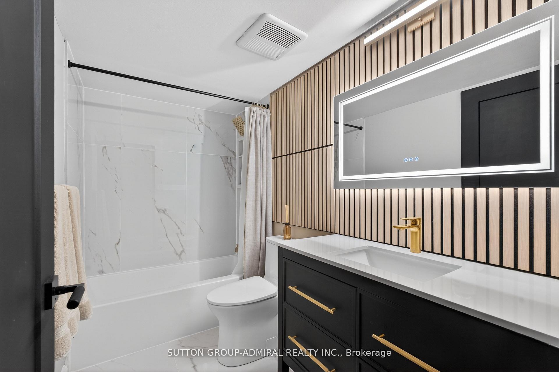 Photo 31 of Unit 308, 350 Webb Drive, Mississauga, City Centre — HOMEH
