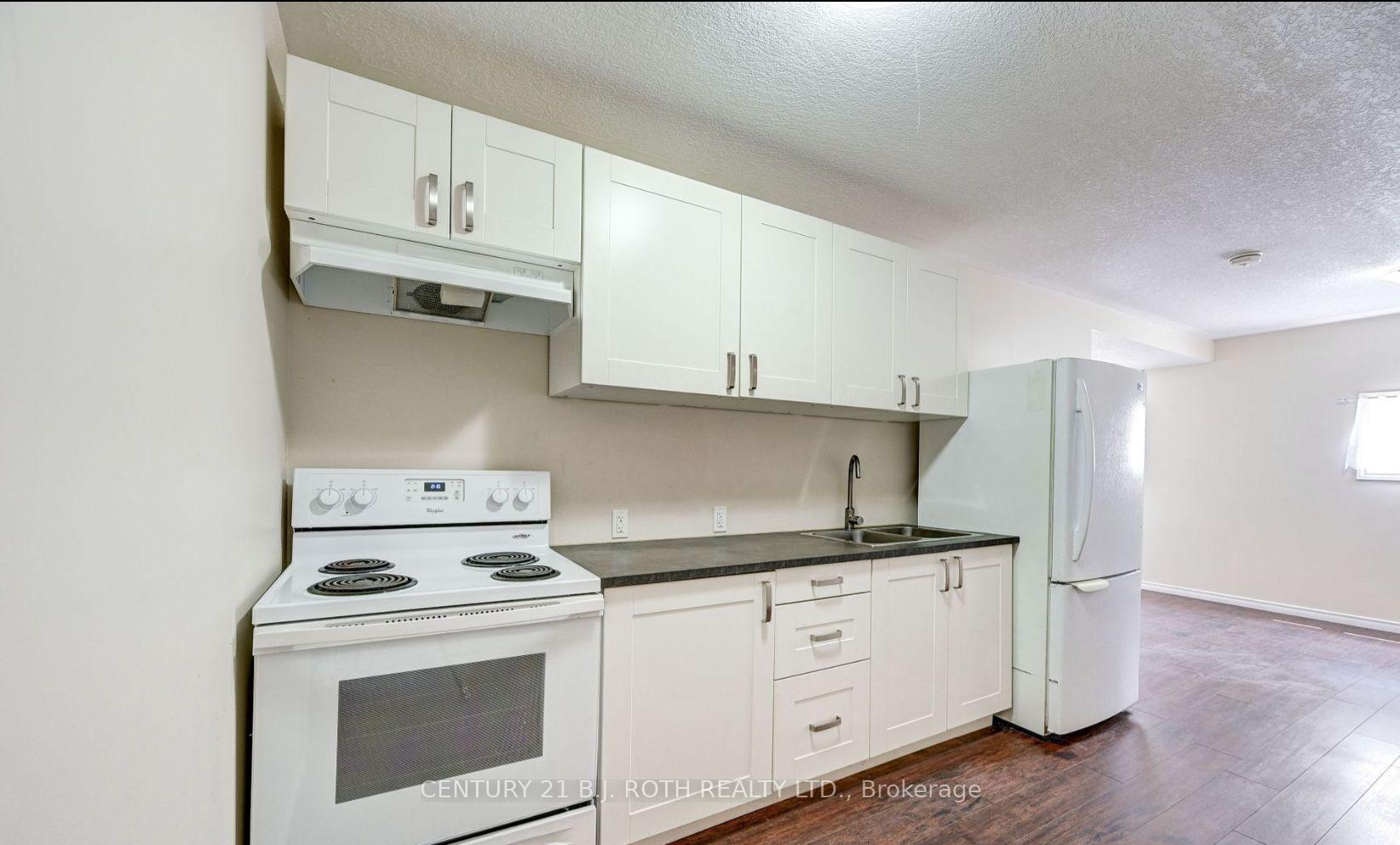 Photo 3 of Unit 3, 303 Moffat Street, Orillia — HOMEH