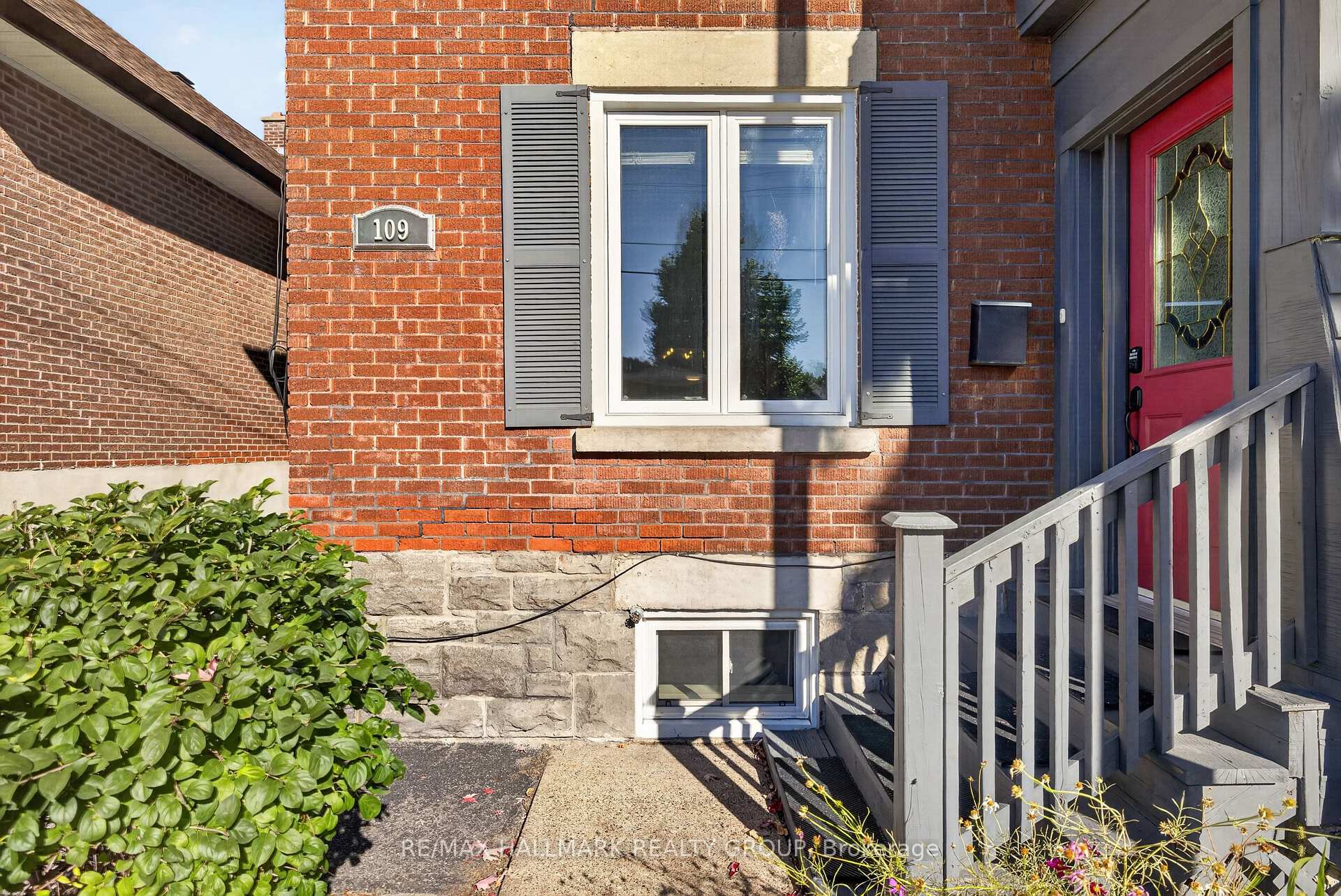 Photo 4 of 109 Lees Avenue, Ottawa, Ottawa East — HOMEH