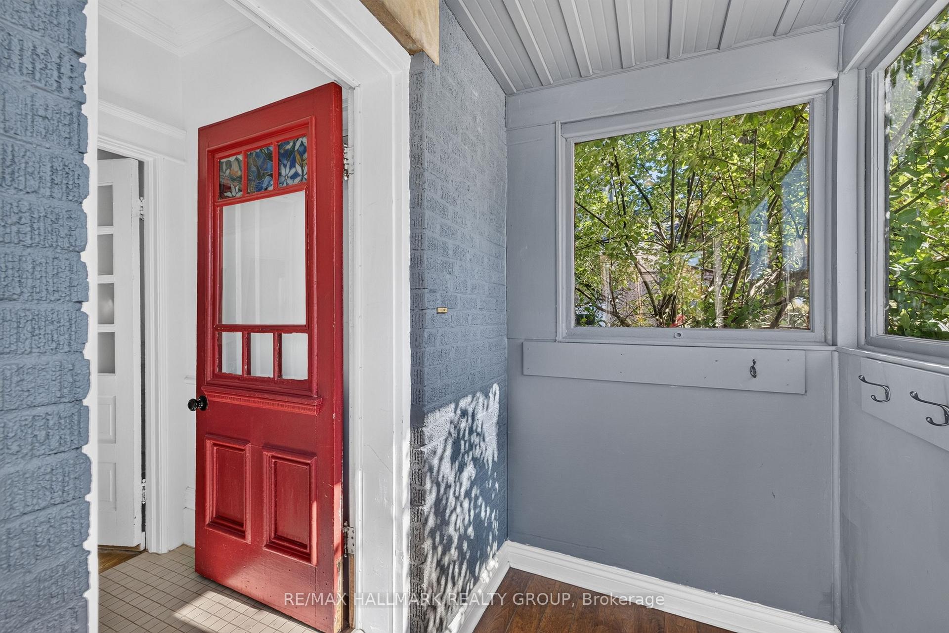 Photo 5 of 109 Lees Avenue, Ottawa, Ottawa East — HOMEH