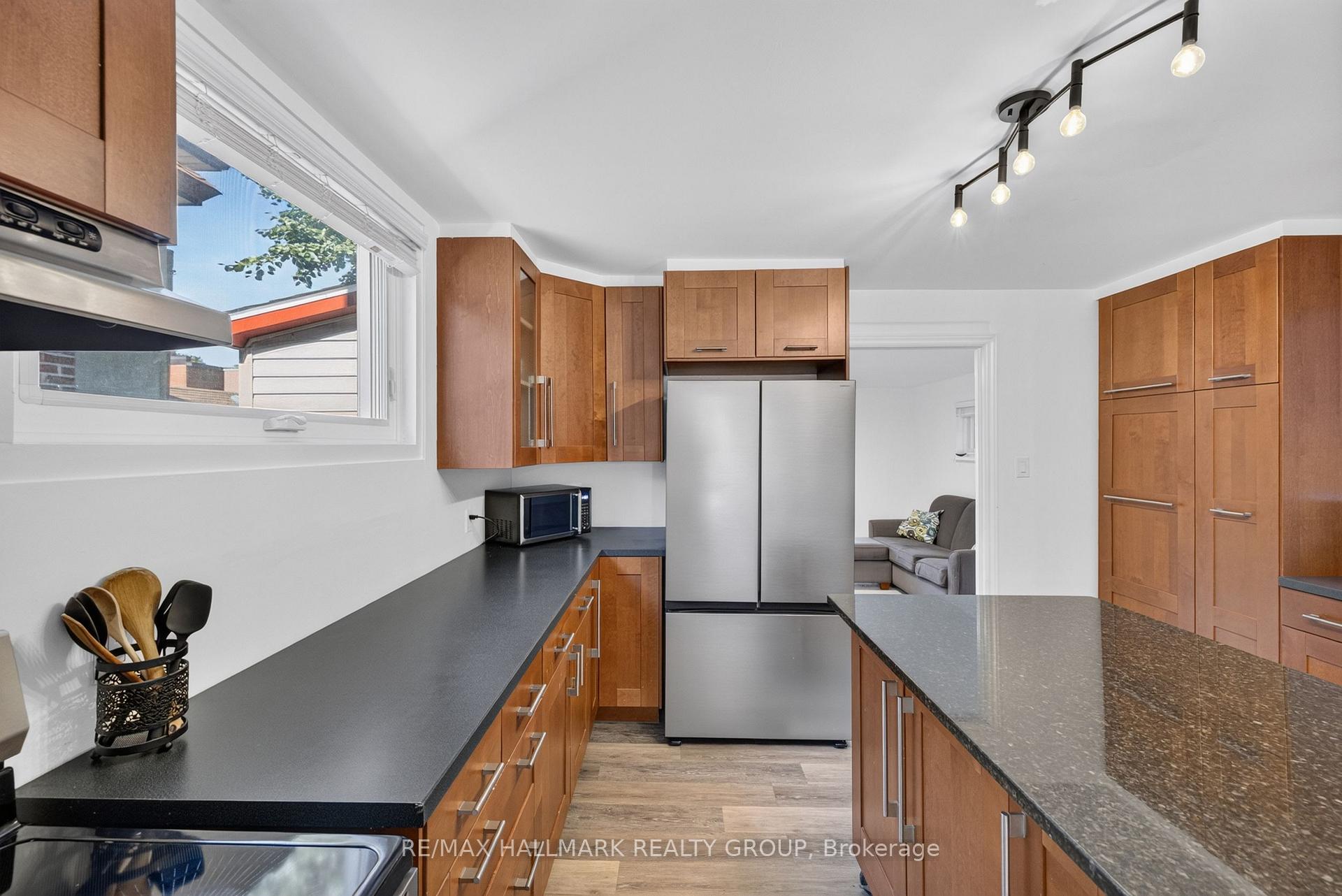 Photo 19 of 109 Lees Avenue, Ottawa, Ottawa East — HOMEH