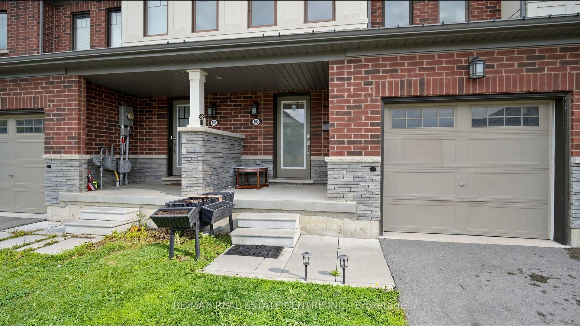 Photo 6 of 300 Bedrock Drive, Hamilton, Stoney Creek Mountain — HOMEH