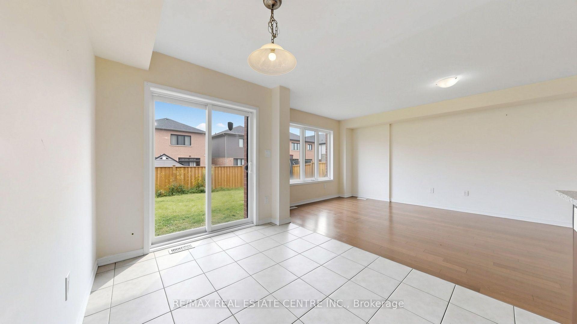 Photo 30 of 300 Bedrock Drive, Hamilton, Stoney Creek Mountain — HOMEH