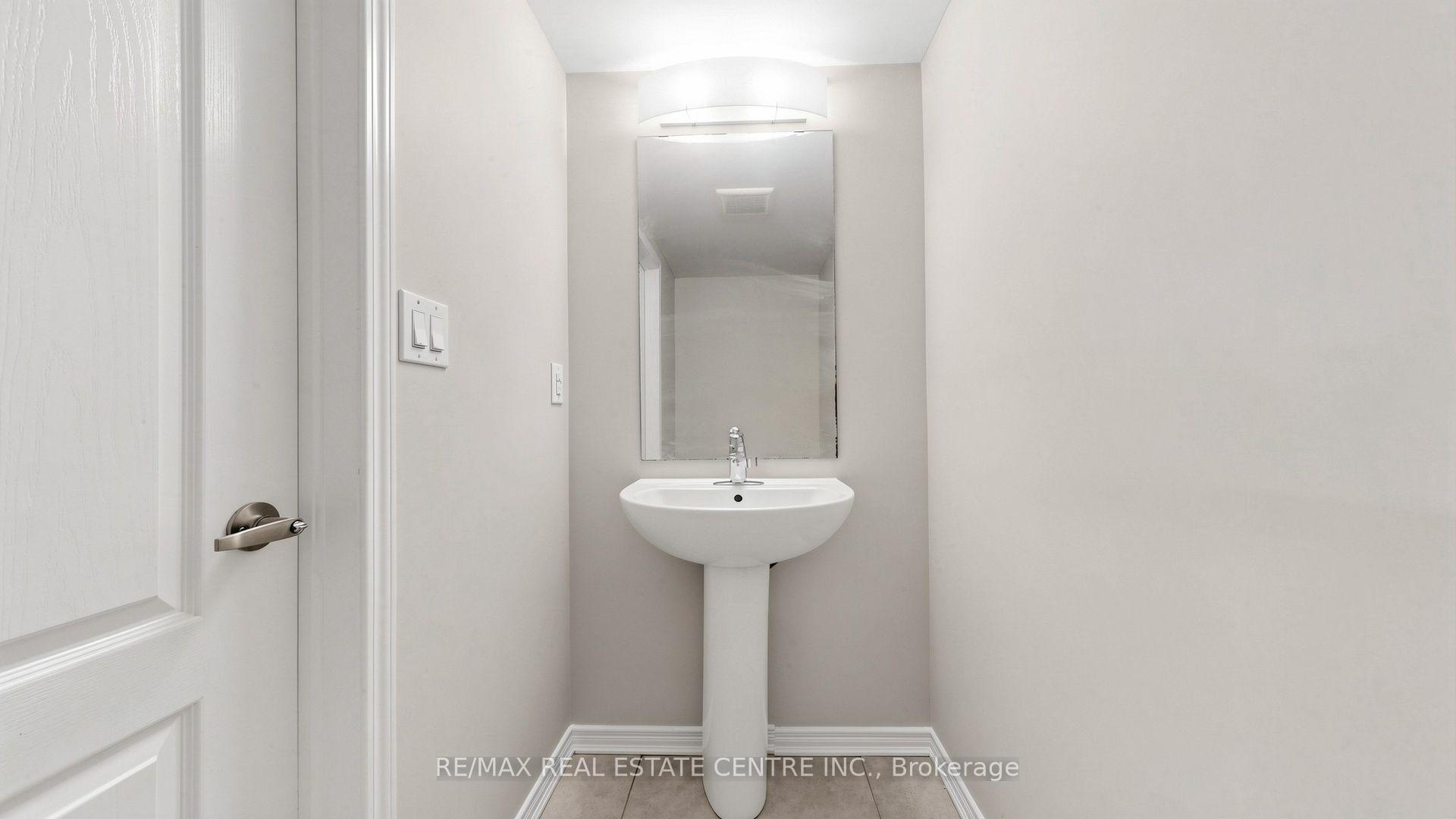 Photo 27 of 300 Bedrock Drive, Hamilton, Stoney Creek Mountain — HOMEH