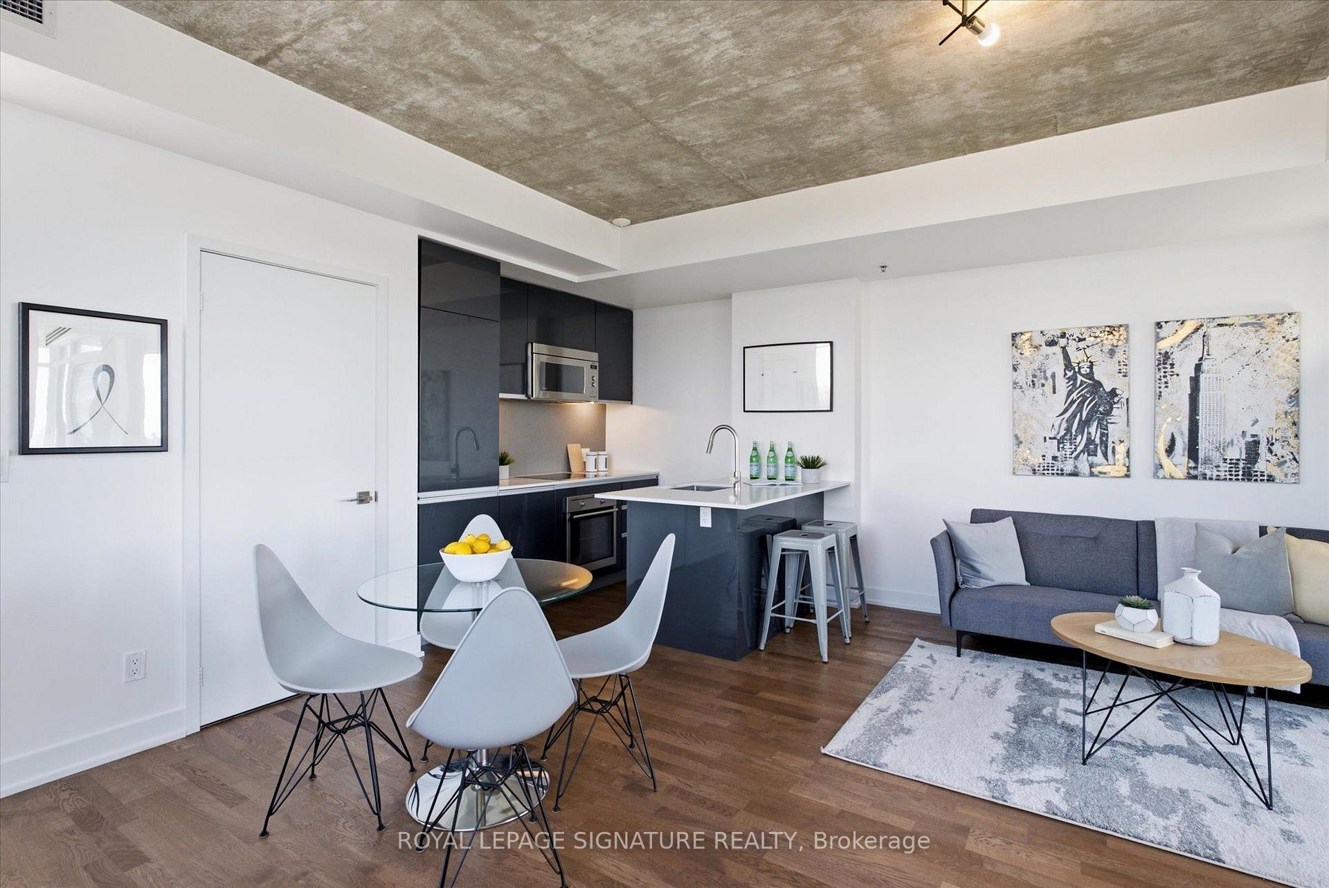 Photo 4 of Unit 921, 20 Minowan Miikan Lane, Toronto, Little Portugal — HOMEH