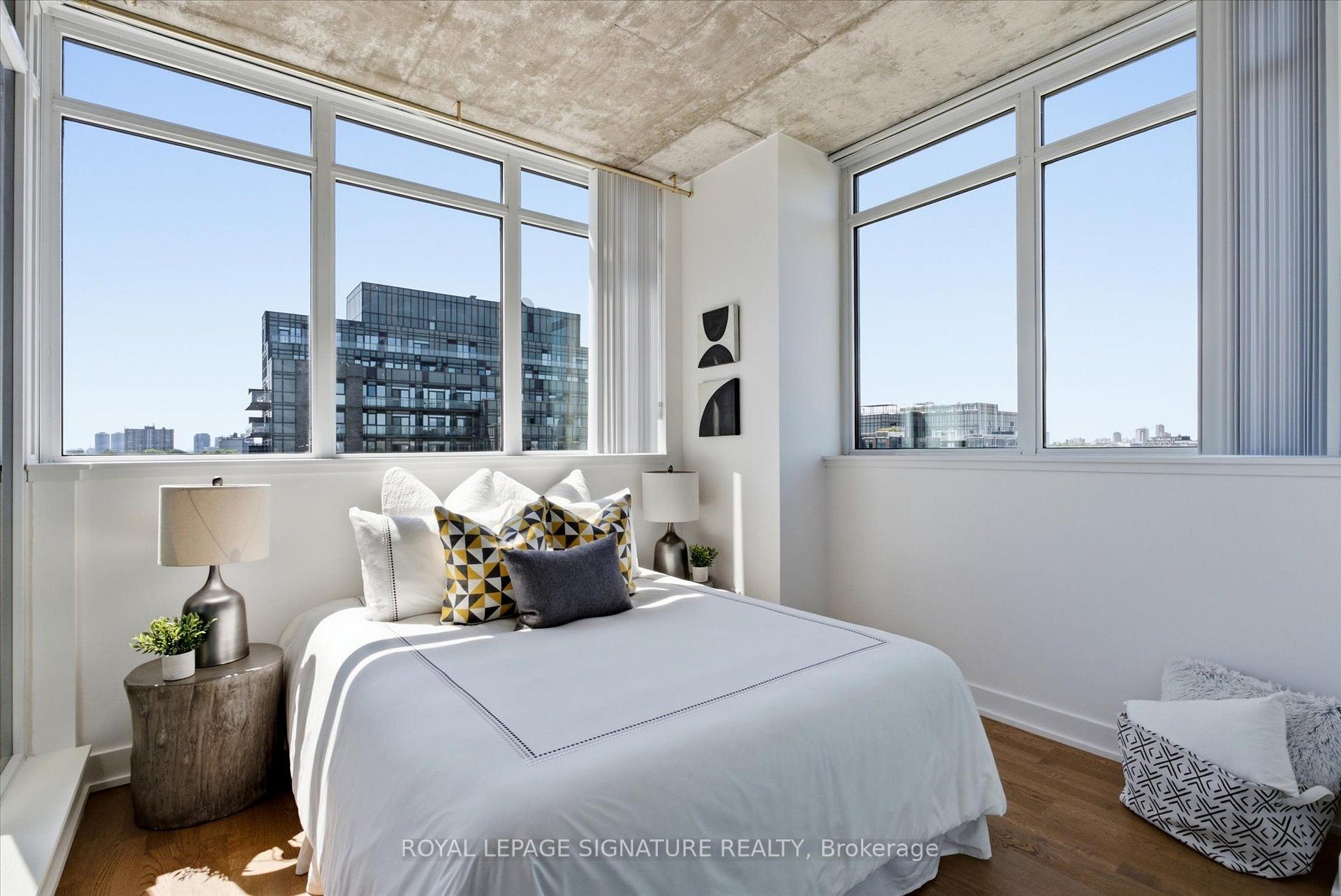Photo 11 of Unit 921, 20 Minowan Miikan Lane, Toronto, Little Portugal — HOMEH