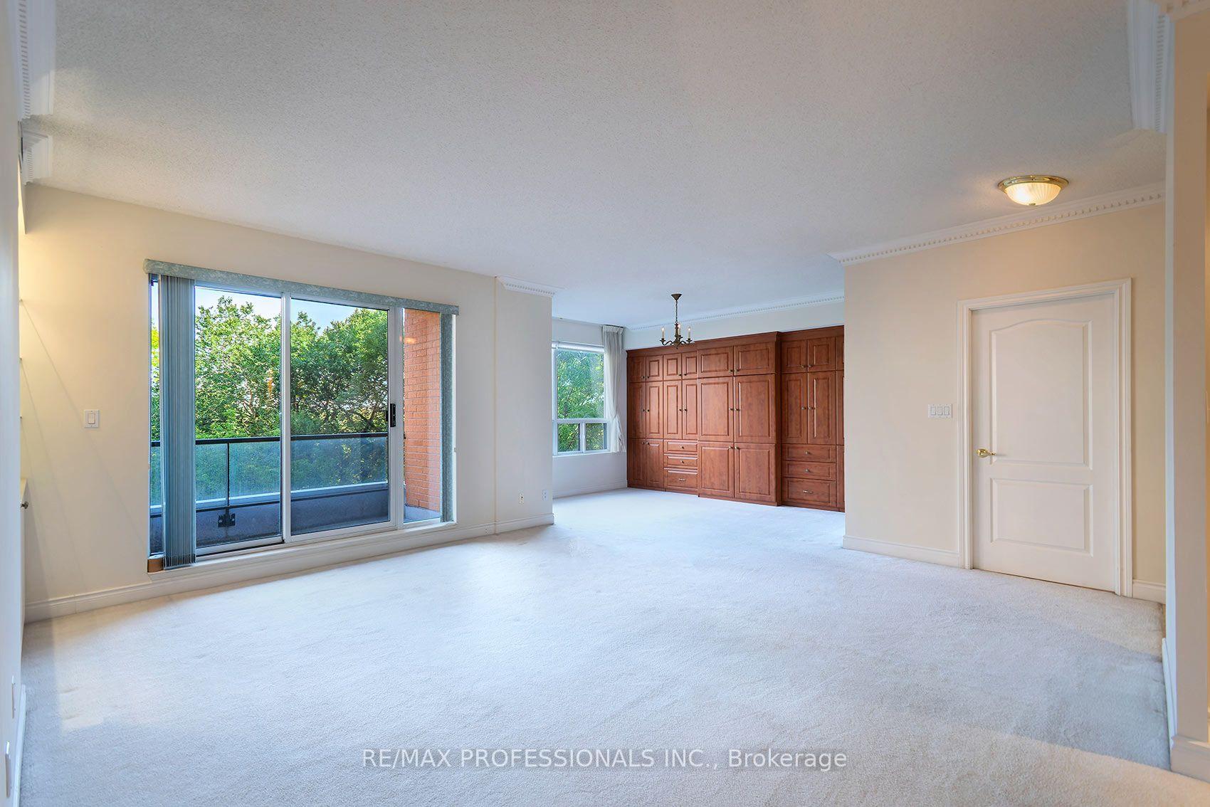 Photo 13 of Unit 606, 2 Aberfoyle Crescent, Etobicoke, Islington-City Centre West — HOMEH