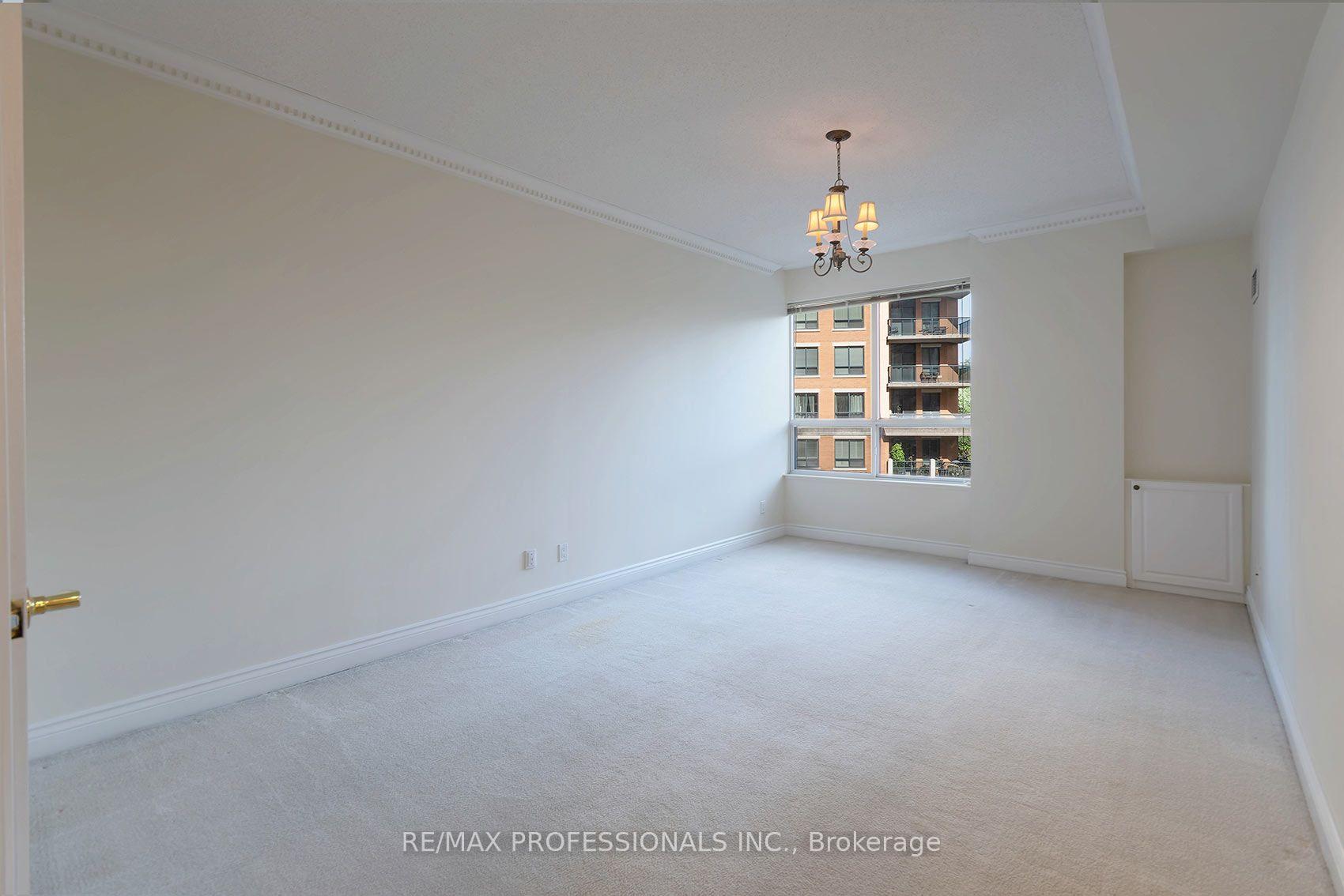Photo 27 of Unit 606, 2 Aberfoyle Crescent, Etobicoke, Islington-City Centre West — HOMEH