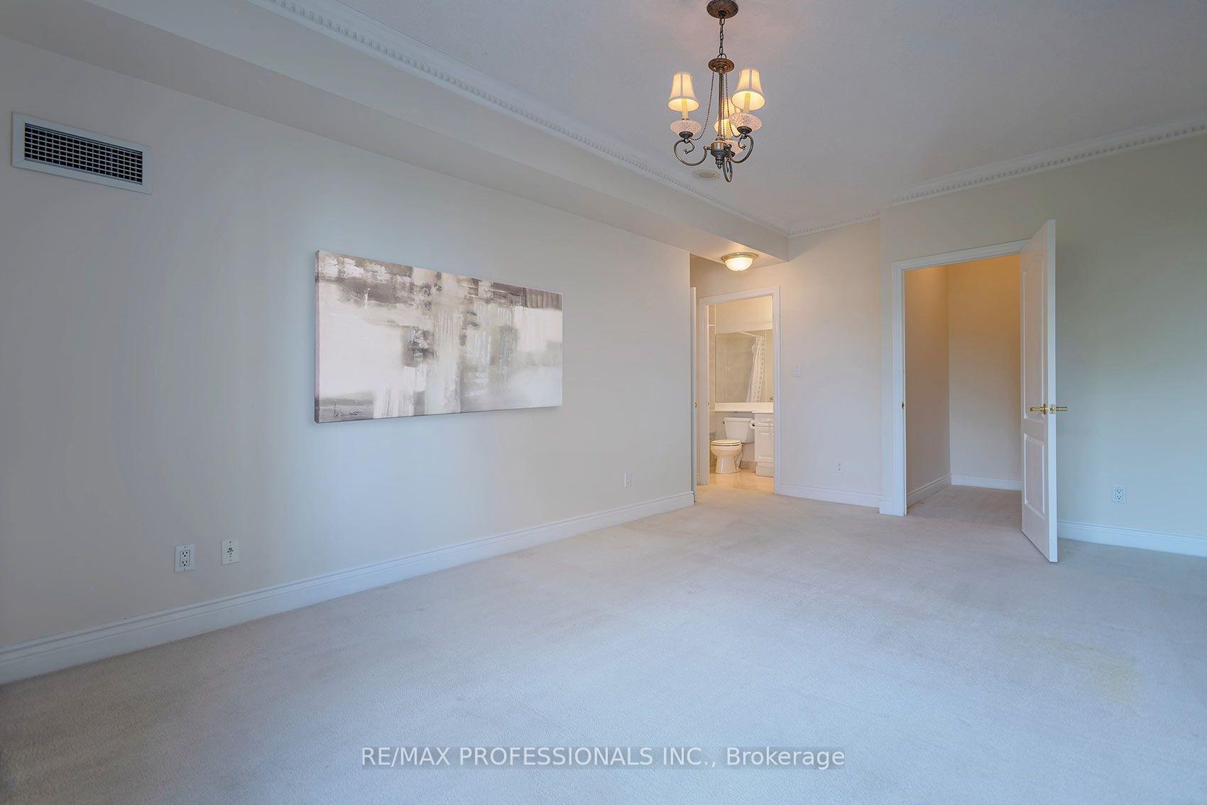 Photo 29 of Unit 606, 2 Aberfoyle Crescent, Etobicoke, Islington-City Centre West — HOMEH