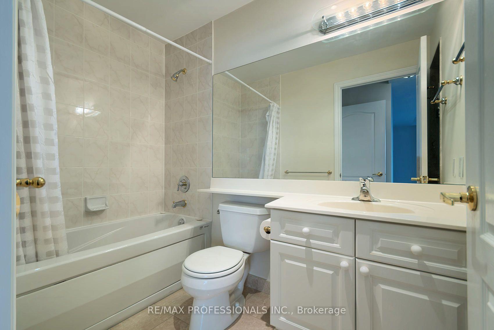 Photo 30 of Unit 606, 2 Aberfoyle Crescent, Etobicoke, Islington-City Centre West — HOMEH