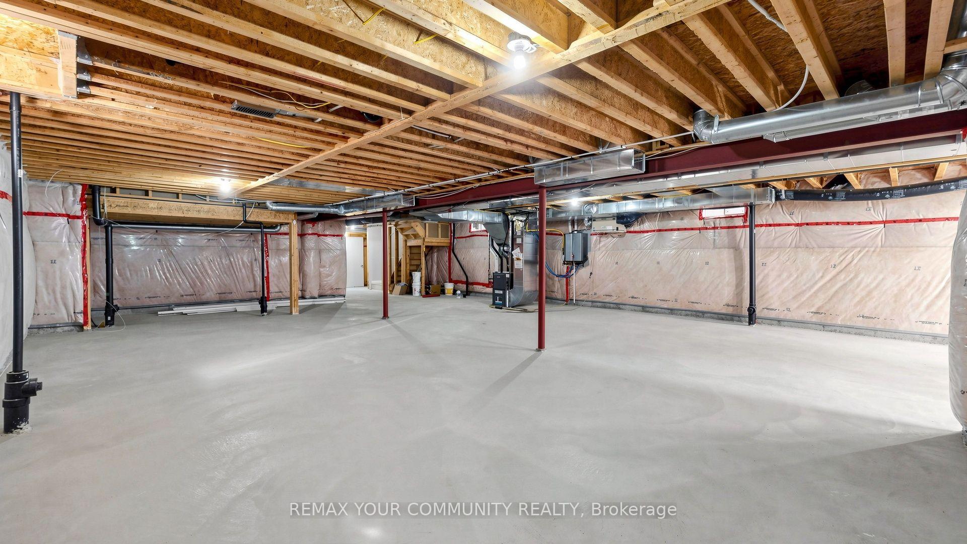 Photo 45 of 58 Ironbark Court, Vaughan, Patterson — HOMEH