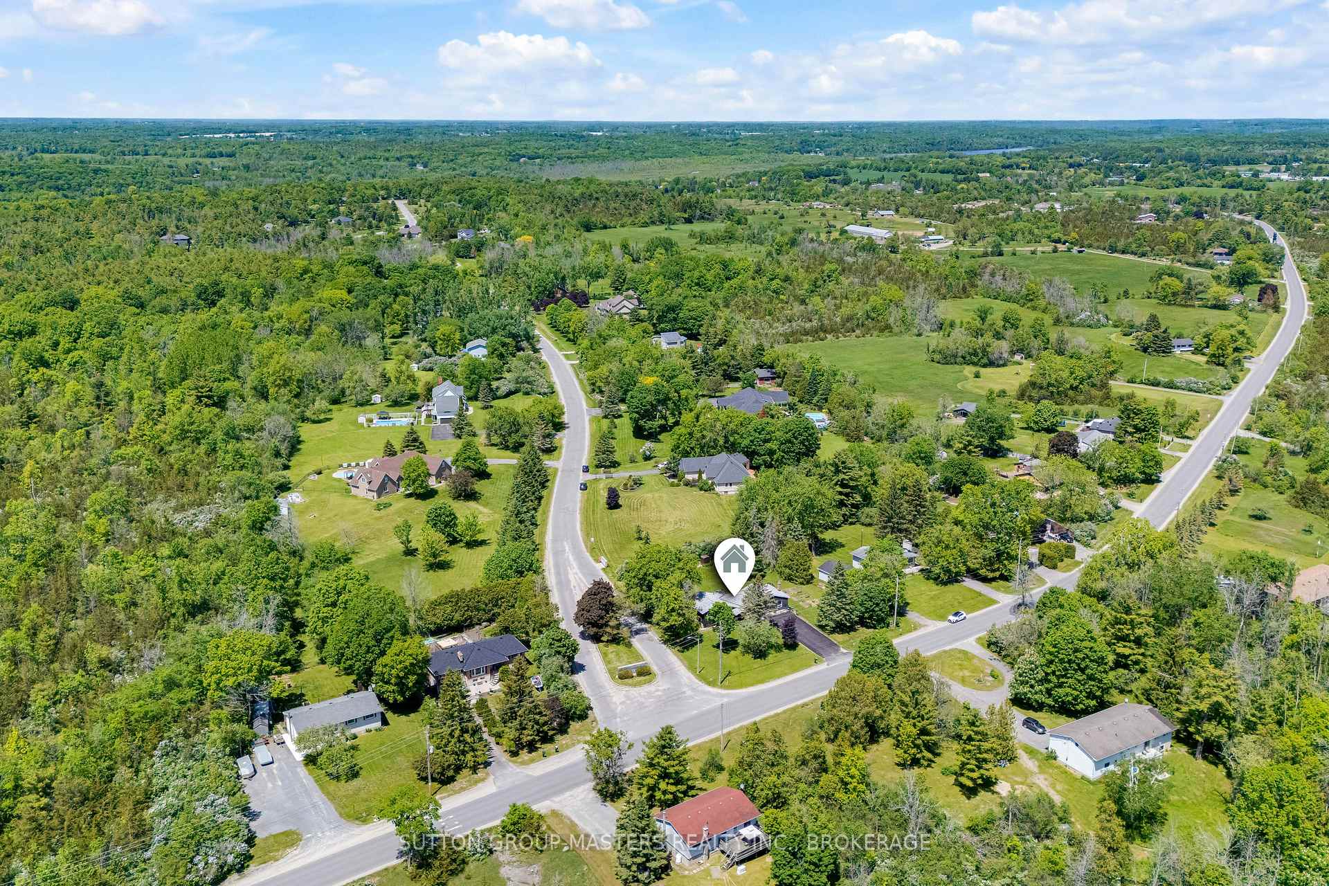 Photo 5 of 2025 Cole Hill Road, Kingston, City North of 401 — HOMEH
