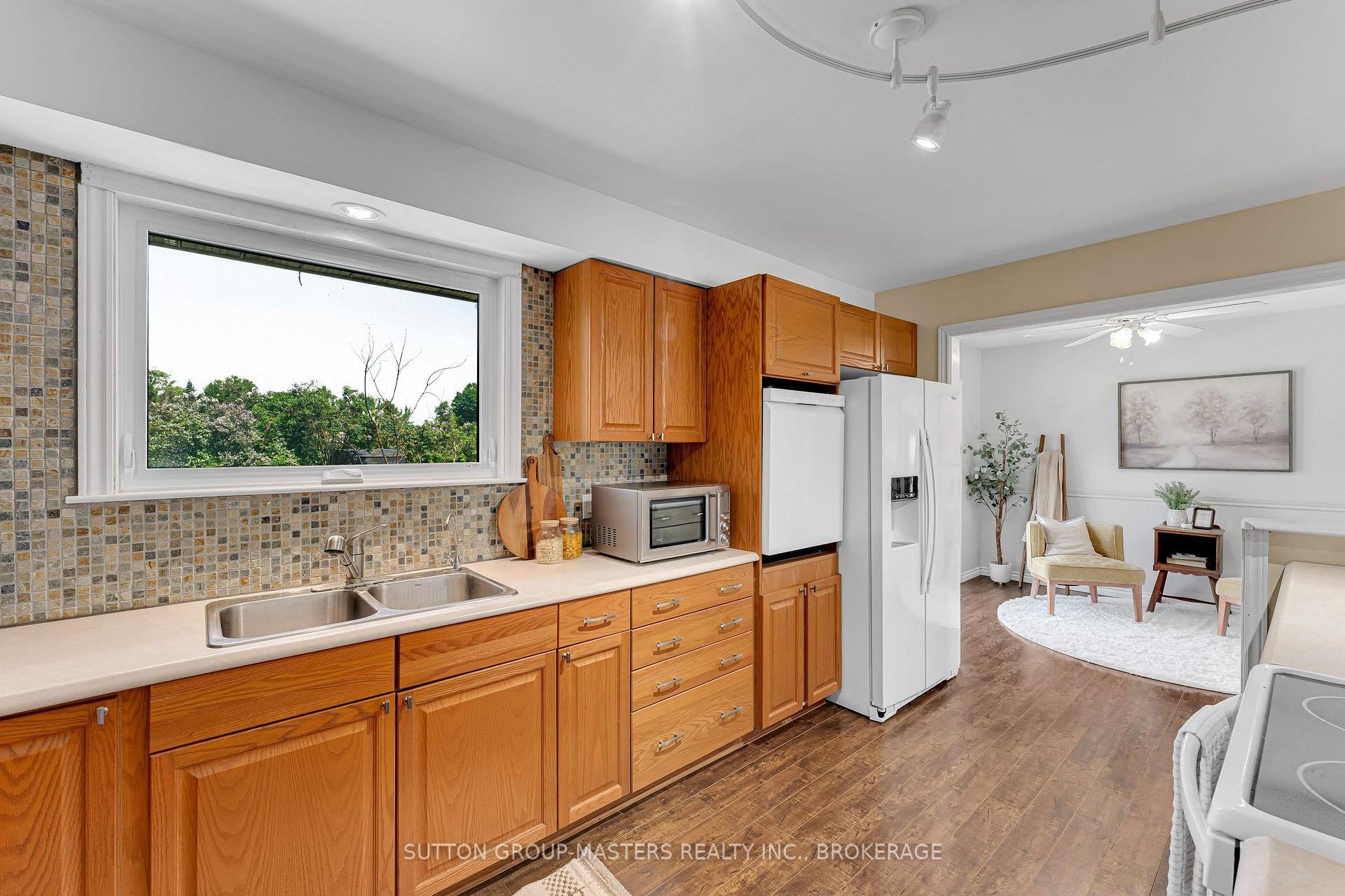 Photo 15 of 2025 Cole Hill Road, Kingston, City North of 401 — HOMEH
