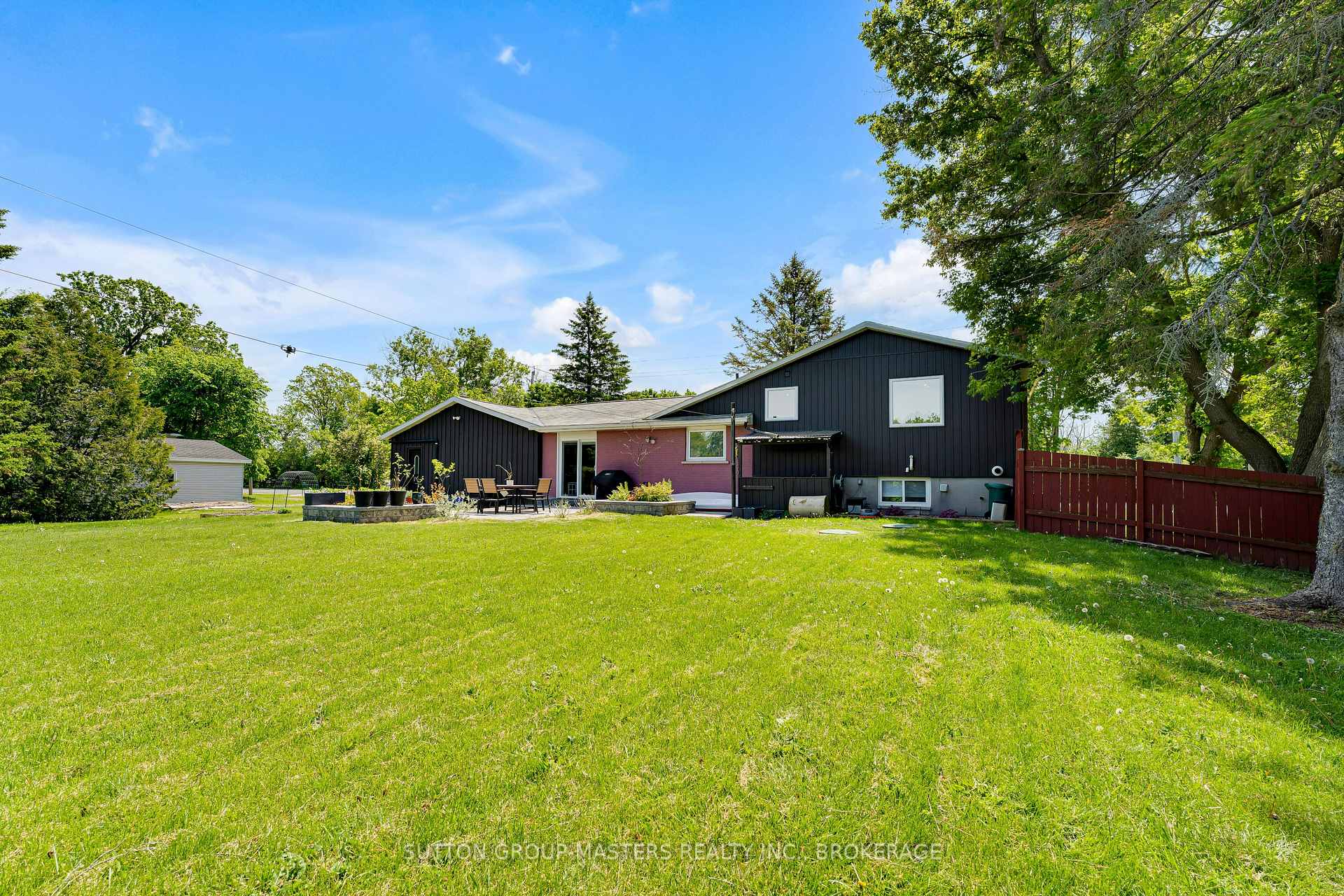 Photo 38 of 2025 Cole Hill Road, Kingston, City North of 401 — HOMEH