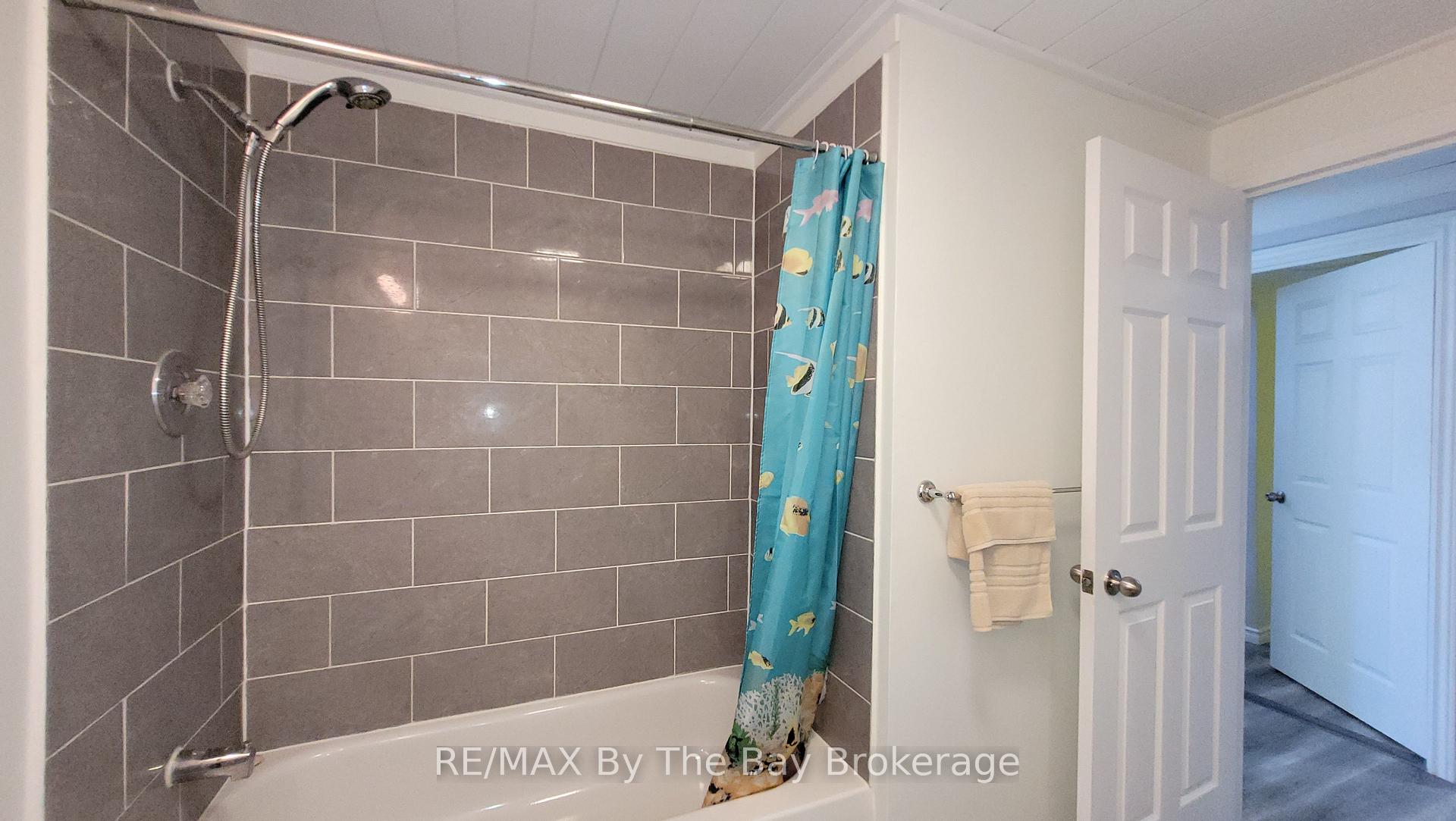 Photo 17 of Unit Basement, 48 Caribou Trail, Wasaga Beach — HOMEH