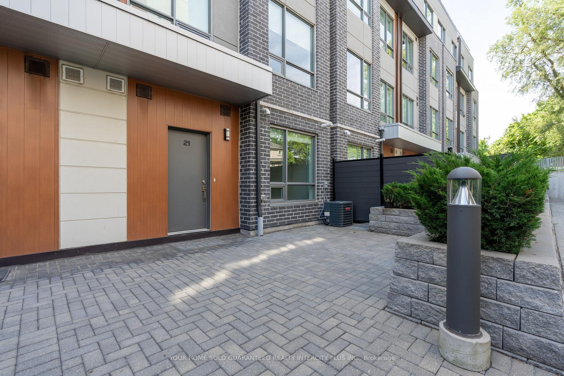 Photo 8 of Unit 21, 650 Atwater Avenue, Mississauga, Mineola — HOMEH