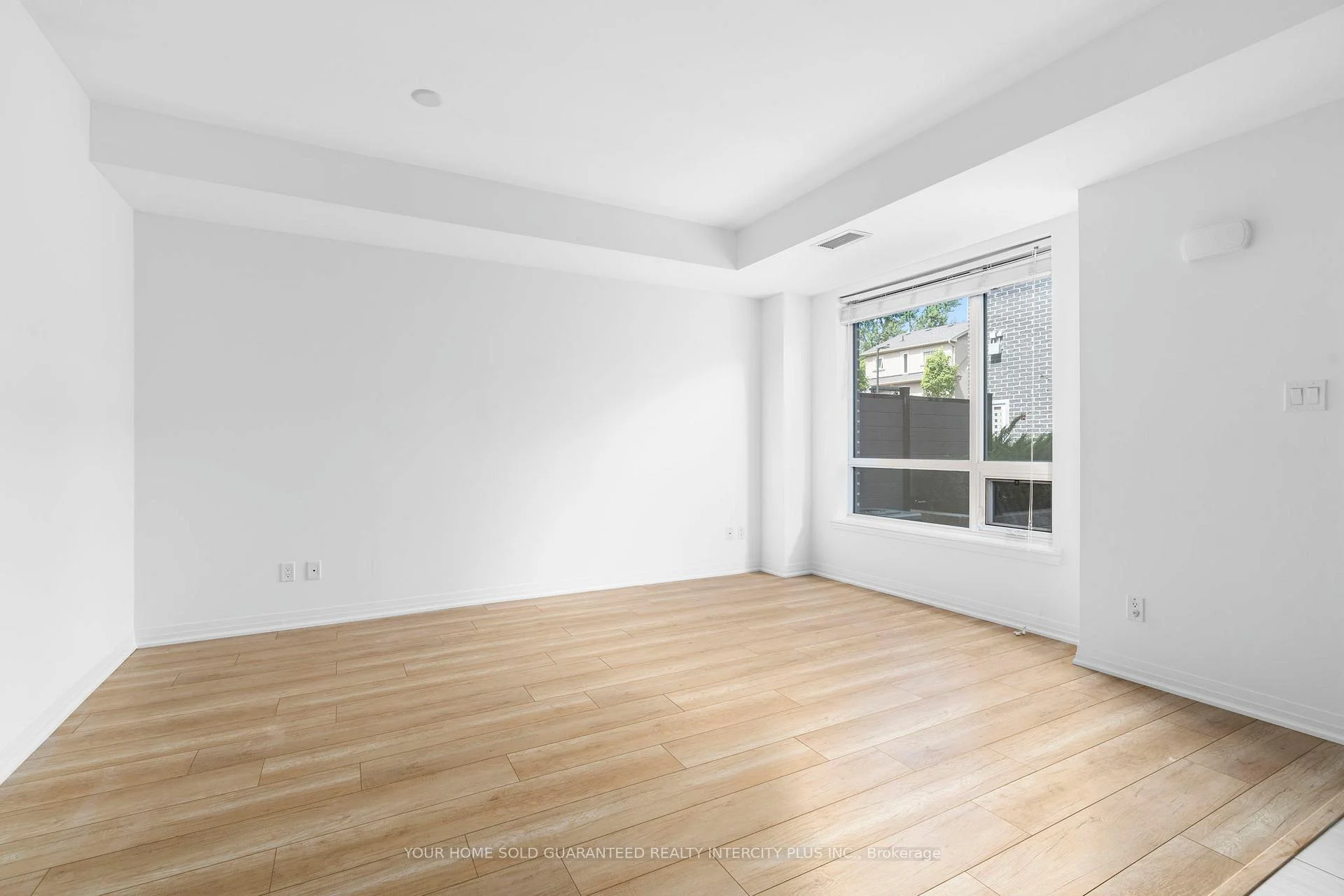 Photo 16 of Unit 21, 650 Atwater Avenue, Mississauga, Mineola — HOMEH