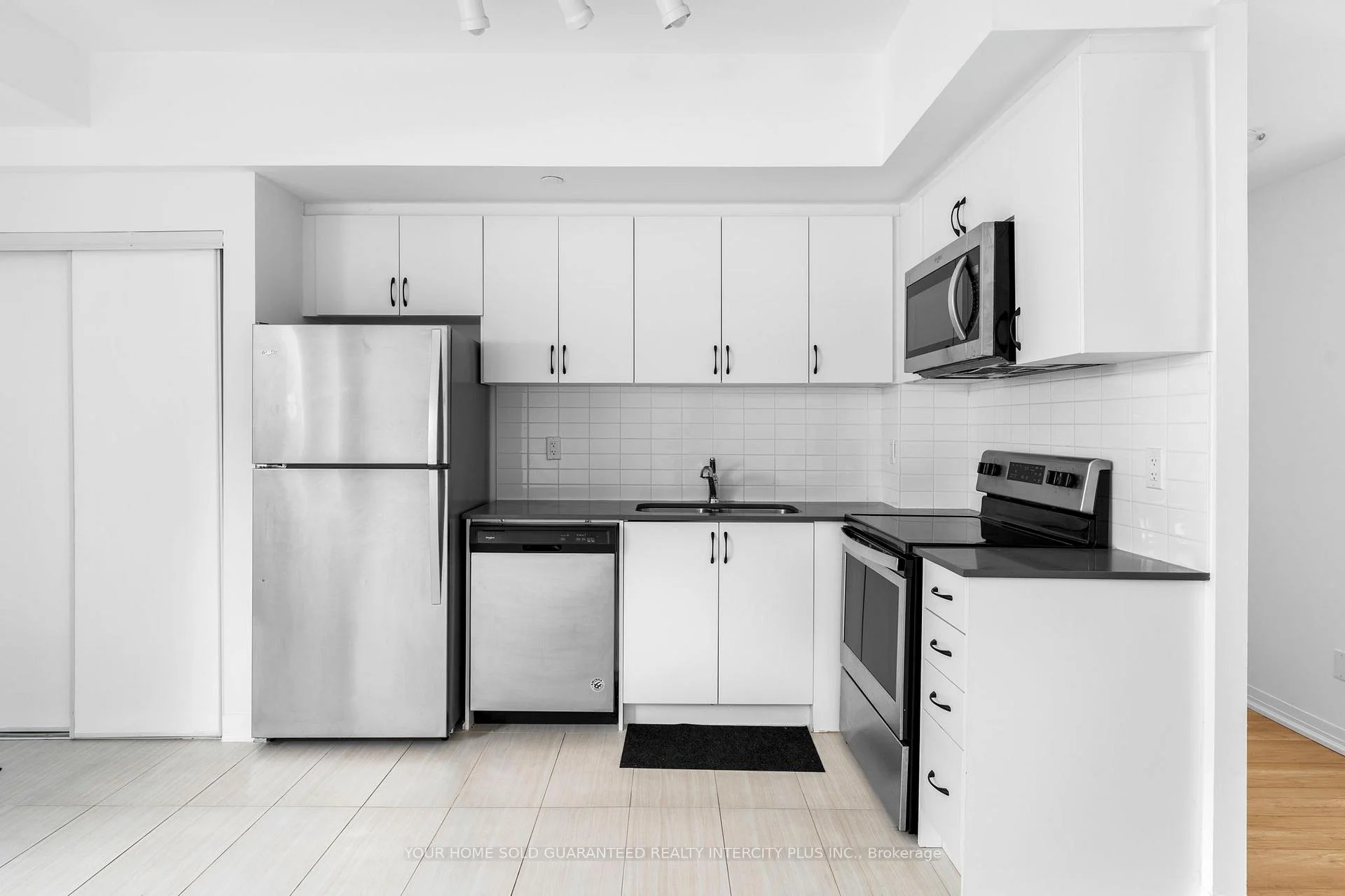 Photo 17 of Unit 21, 650 Atwater Avenue, Mississauga, Mineola — HOMEH