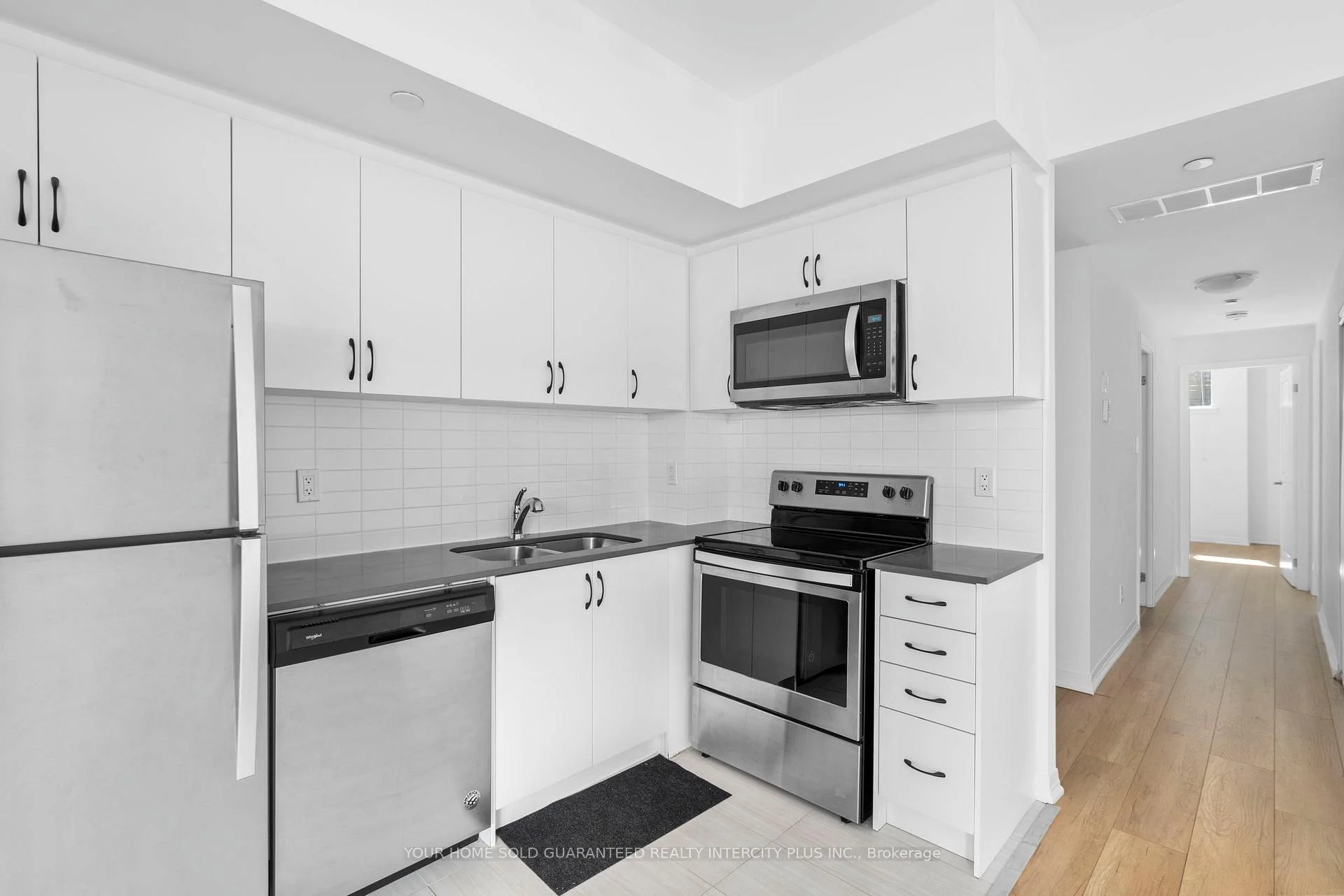 Photo 18 of Unit 21, 650 Atwater Avenue, Mississauga, Mineola — HOMEH