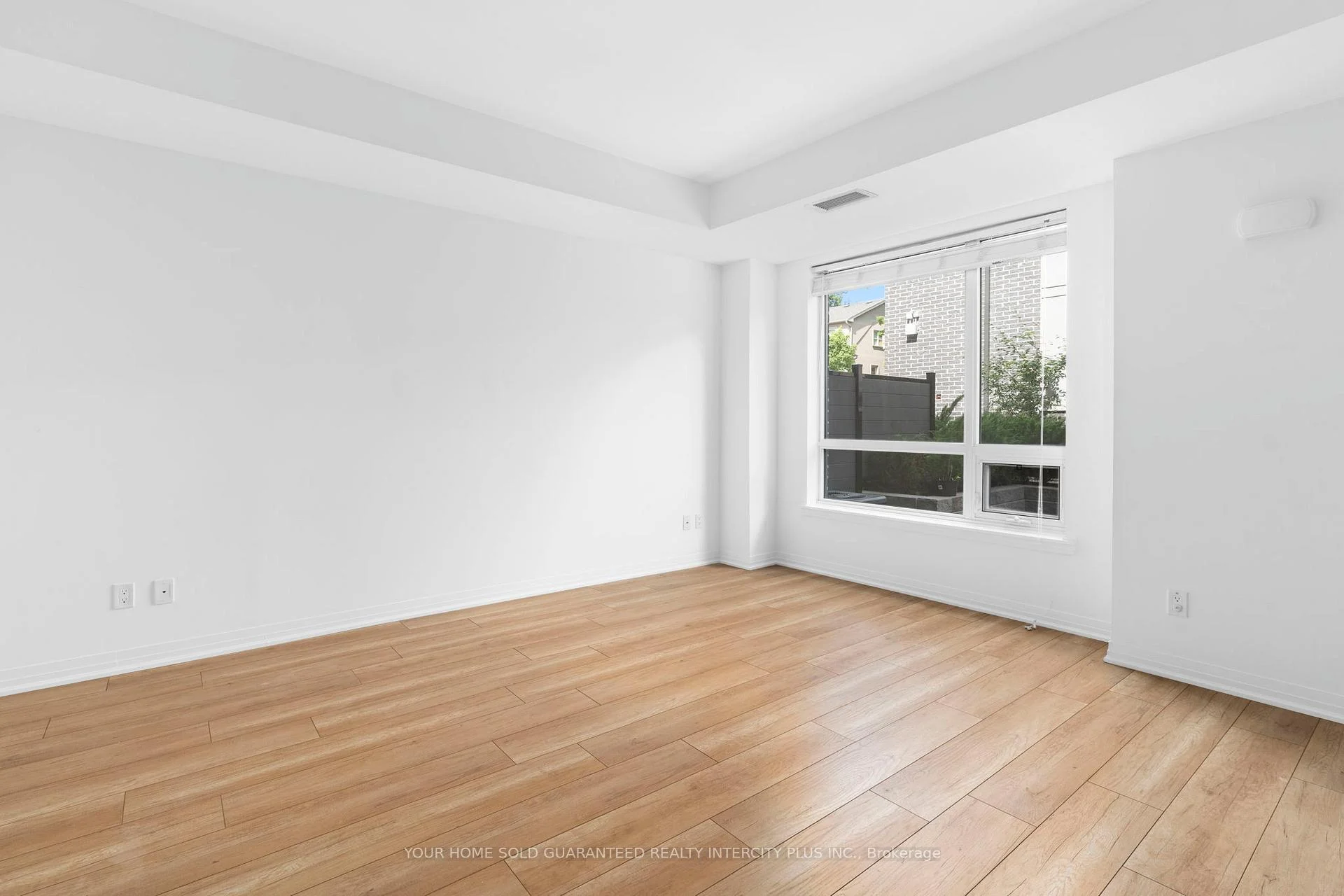 Photo 22 of Unit 21, 650 Atwater Avenue, Mississauga, Mineola — HOMEH