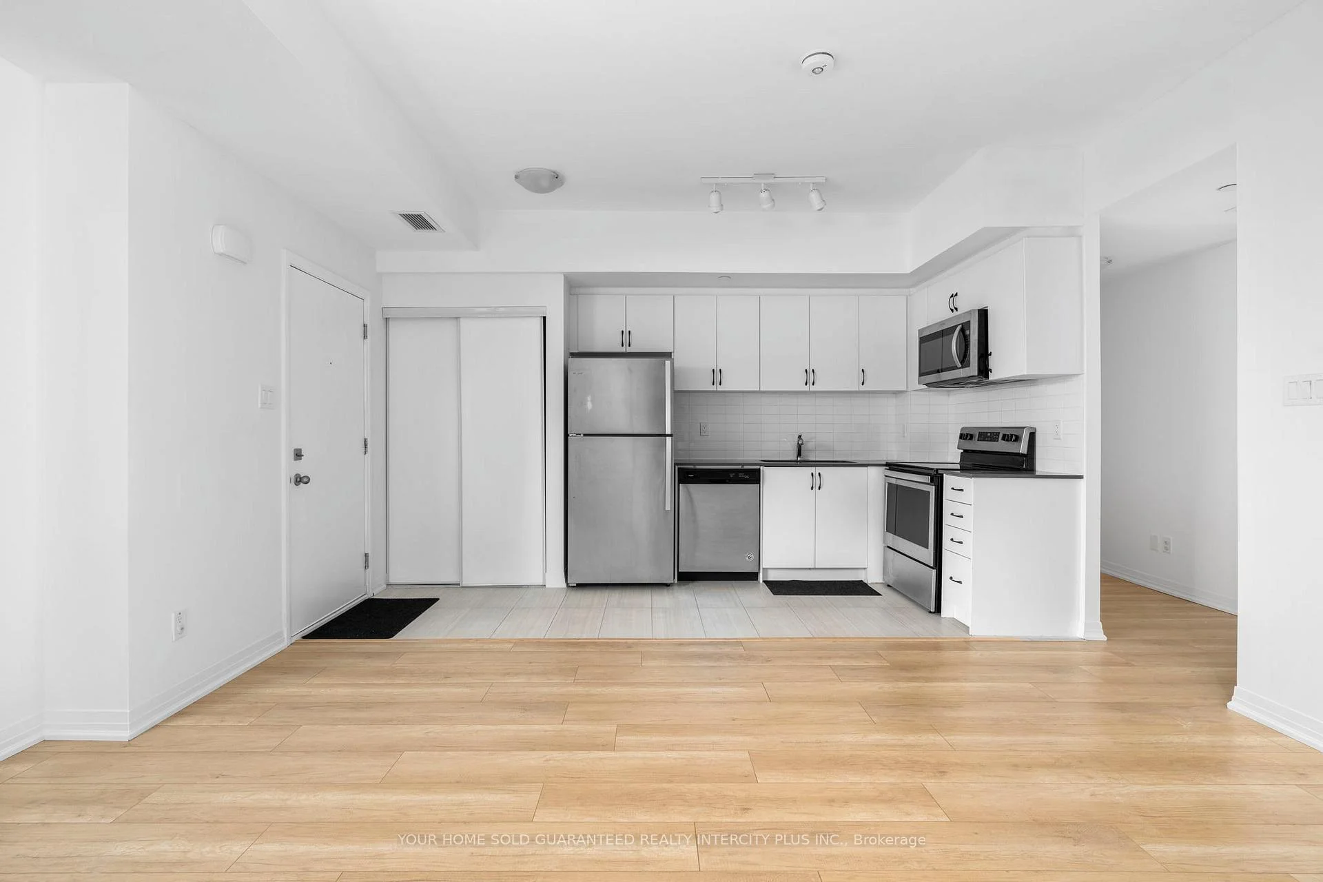 Photo 26 of Unit 21, 650 Atwater Avenue, Mississauga, Mineola — HOMEH