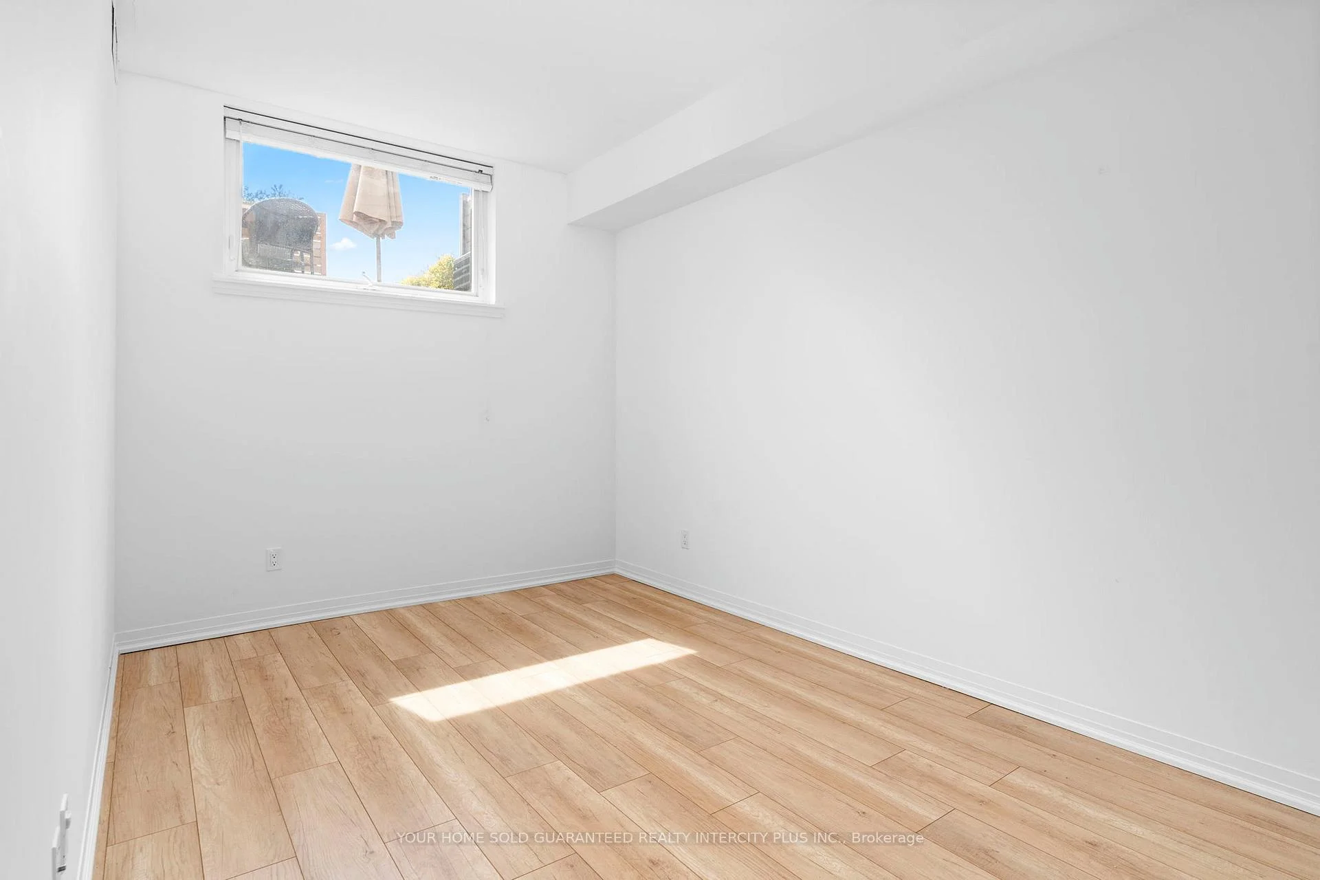 Photo 34 of Unit 21, 650 Atwater Avenue, Mississauga, Mineola — HOMEH