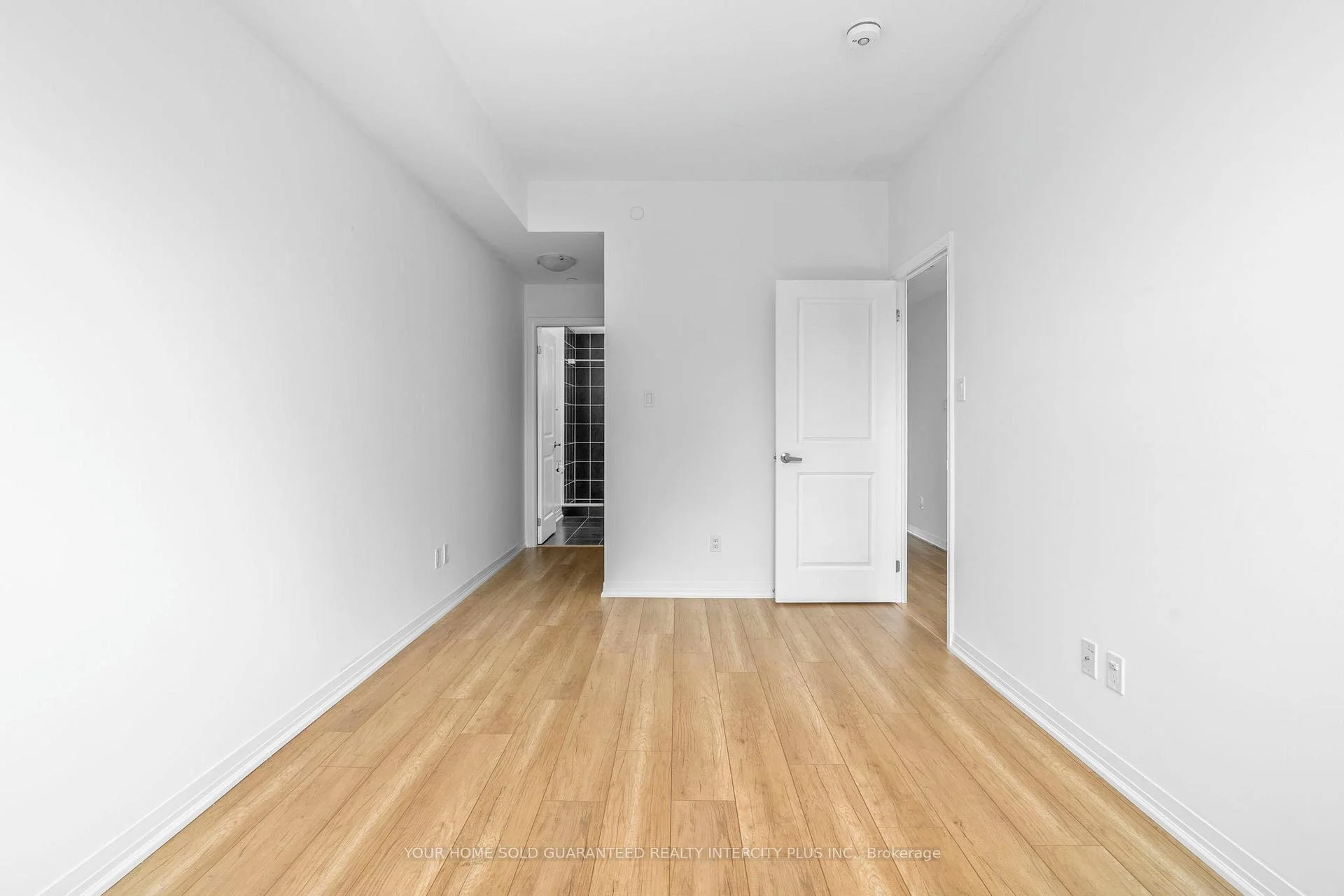 Photo 36 of Unit 21, 650 Atwater Avenue, Mississauga, Mineola — HOMEH