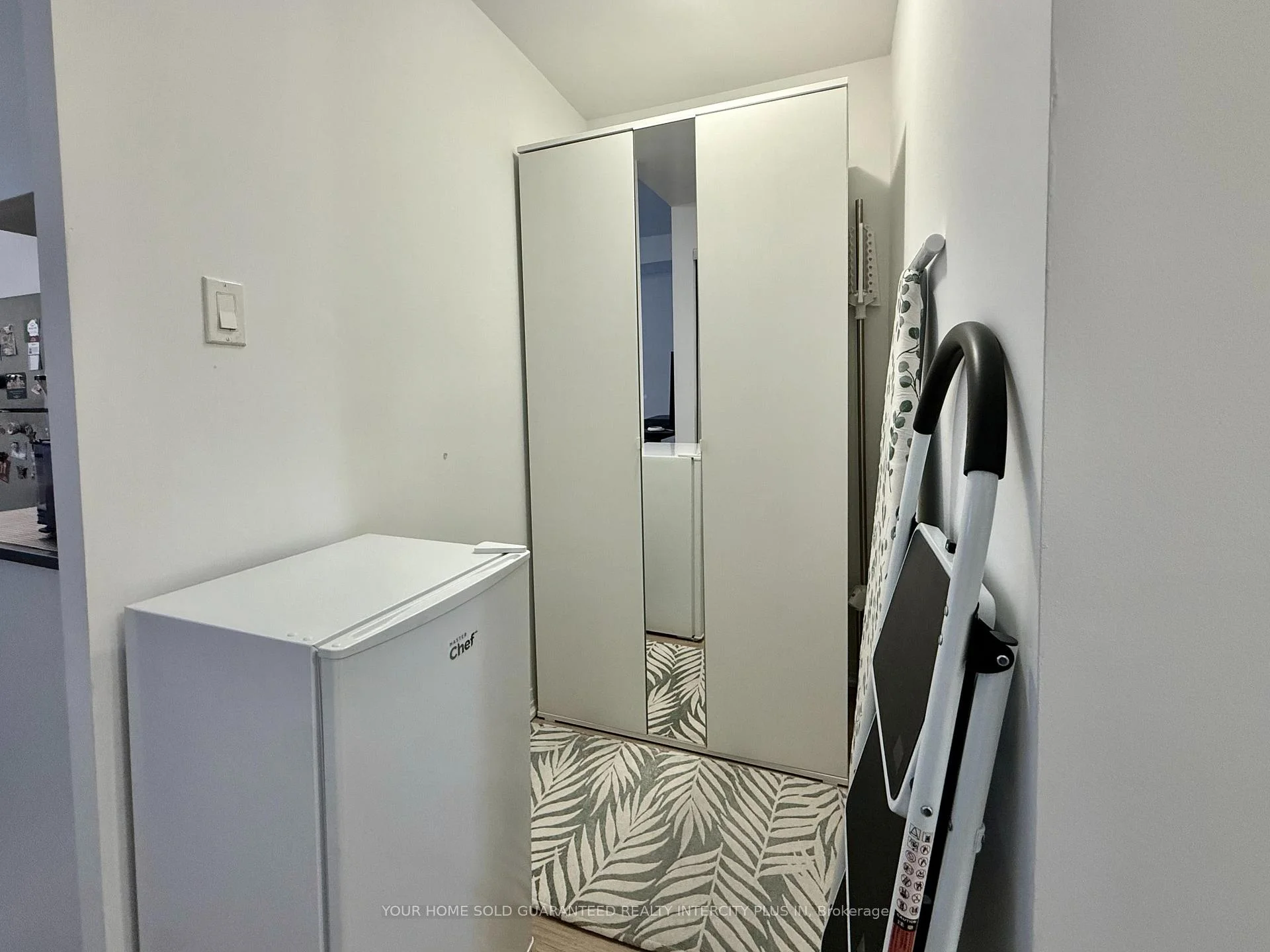 Photo 54 of Unit 21, 650 Atwater Avenue, Mississauga, Mineola — HOMEH
