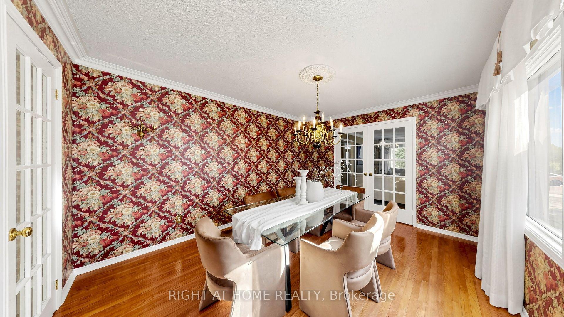 Photo 8 of 103 Peevers Crescent, Newmarket, Glenway Estates — HOMEH